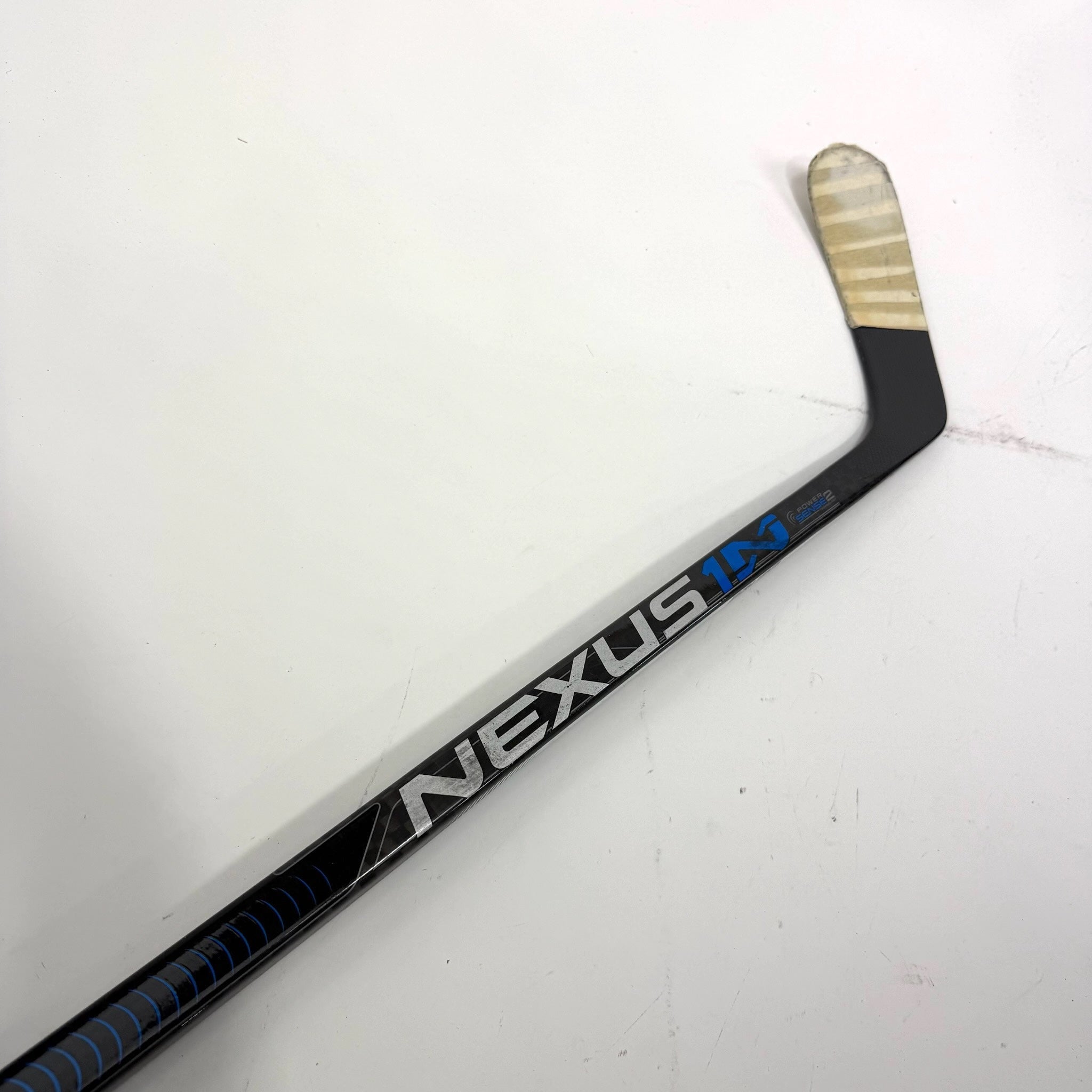 Use Left Bauer Nexus 1N | 77 Flex Custom P92 Curve Grip | Kucherov | BH231 - Top Flight Hockey