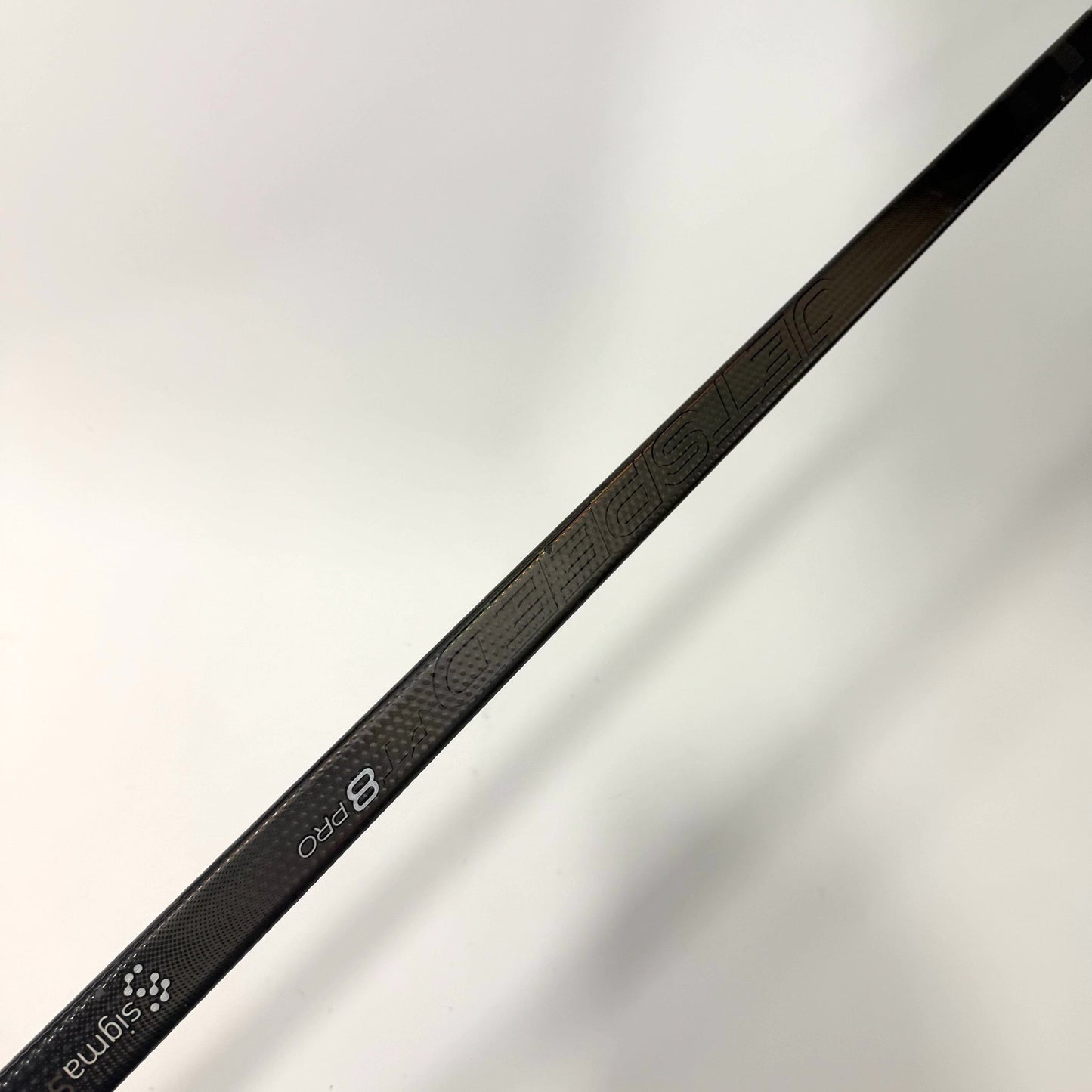 Used Left Black CCM Jetspeed FT8 Pro | 70 Flex P28 Curve Grip | AB989