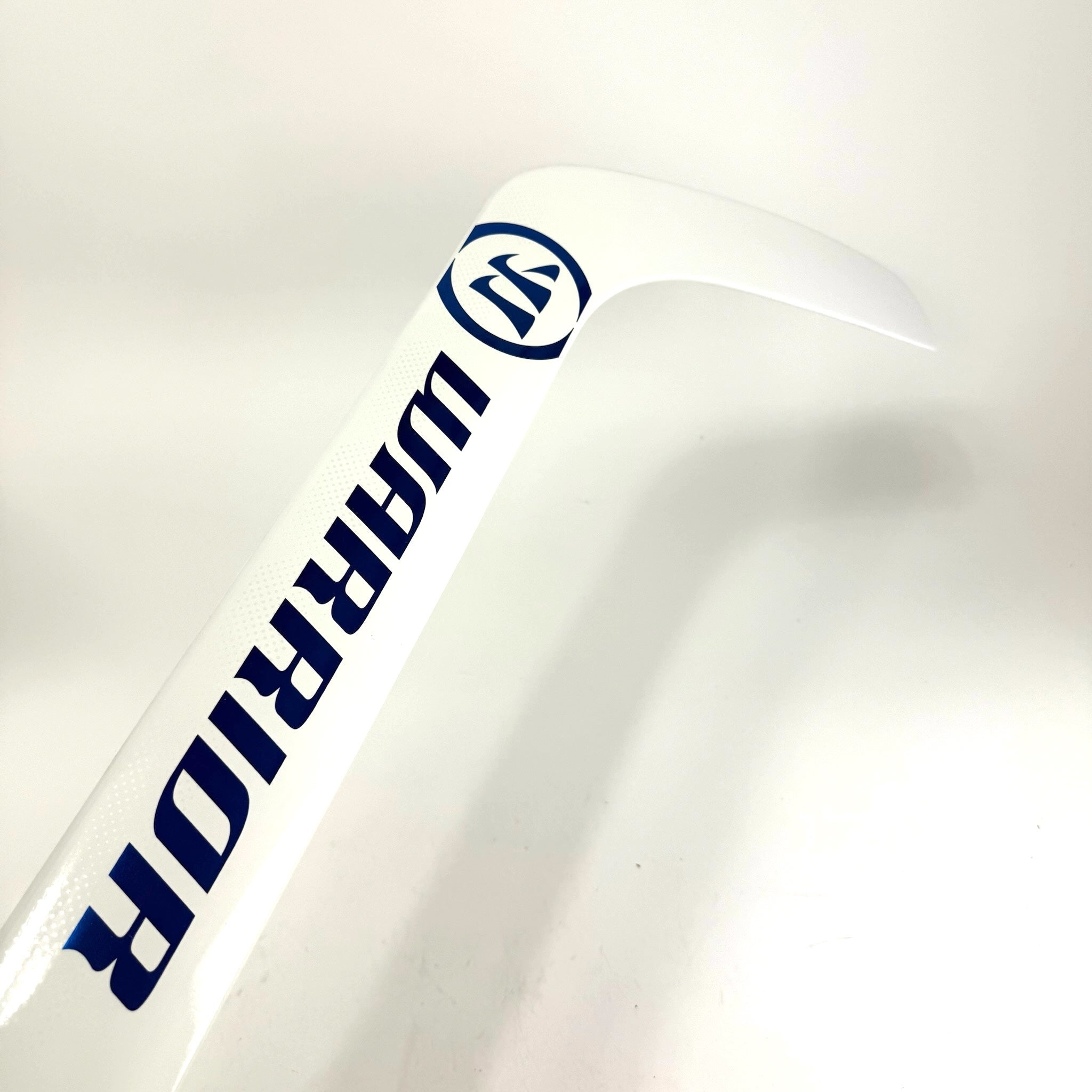 New Regular White/Royal Warrior Ritual V4 Goalie Stick | 25" Paddle Wedge Curve | Lankinen | R281 - Top Flight Hockey