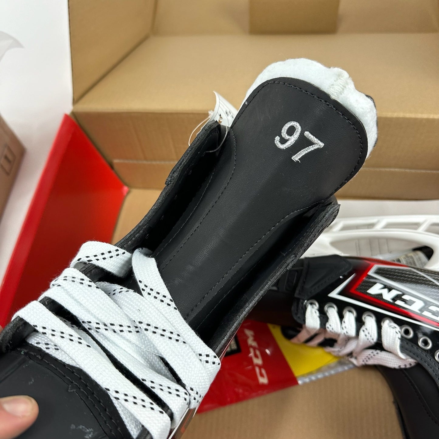 New CCM Jetspeed FT2 Skates | Size 9 3/4 D | M309 - Top Flight Hockey