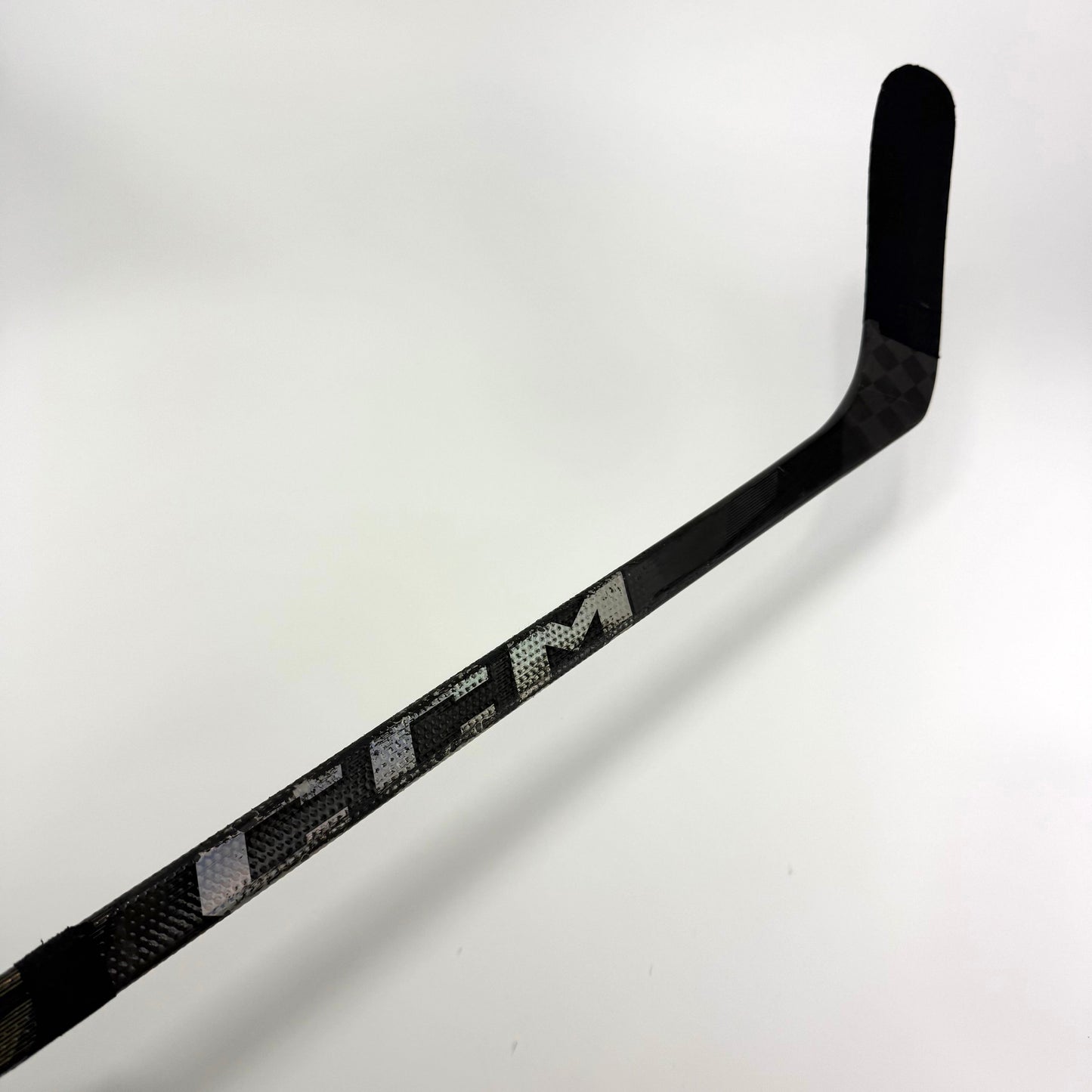 Used Left Black CCM Jetspeed FT7 Pro | 85 Flex P88 Curve Grip | A477