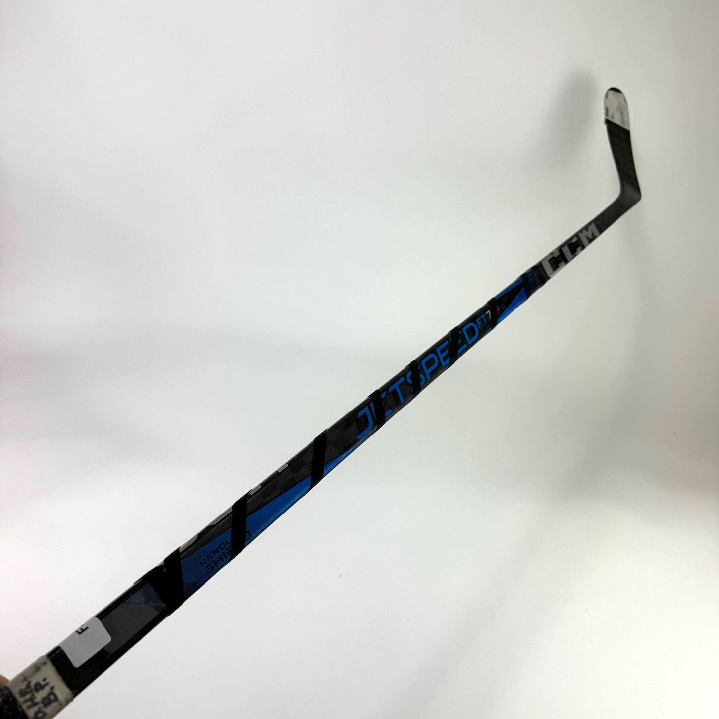Used Left Blue CCM Jetspeed FT7 Pro | 80 Flex P28M Curve Grip | F364 - Top Flight Hockey