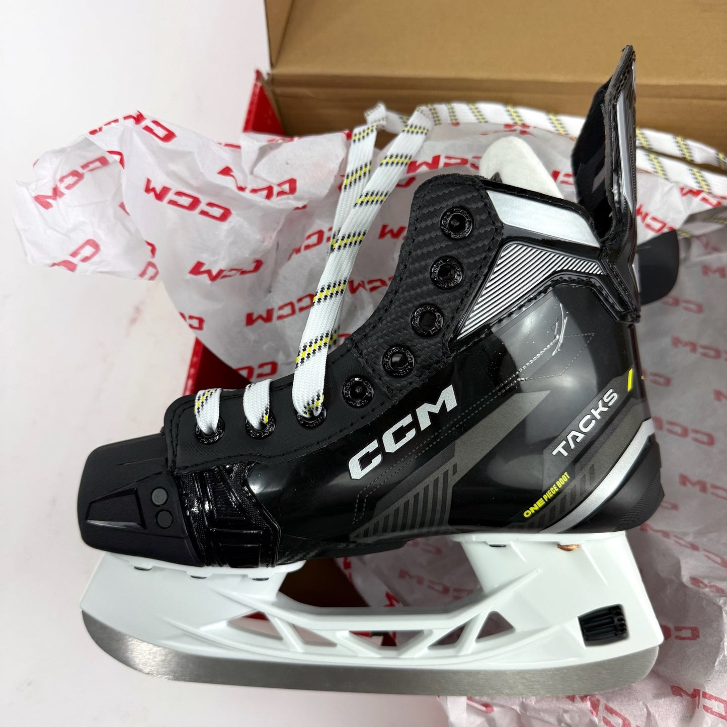 New CCM Tacks AS580 Skates | Jr 1.5-2.5 R | J722 - Top Flight Hockey