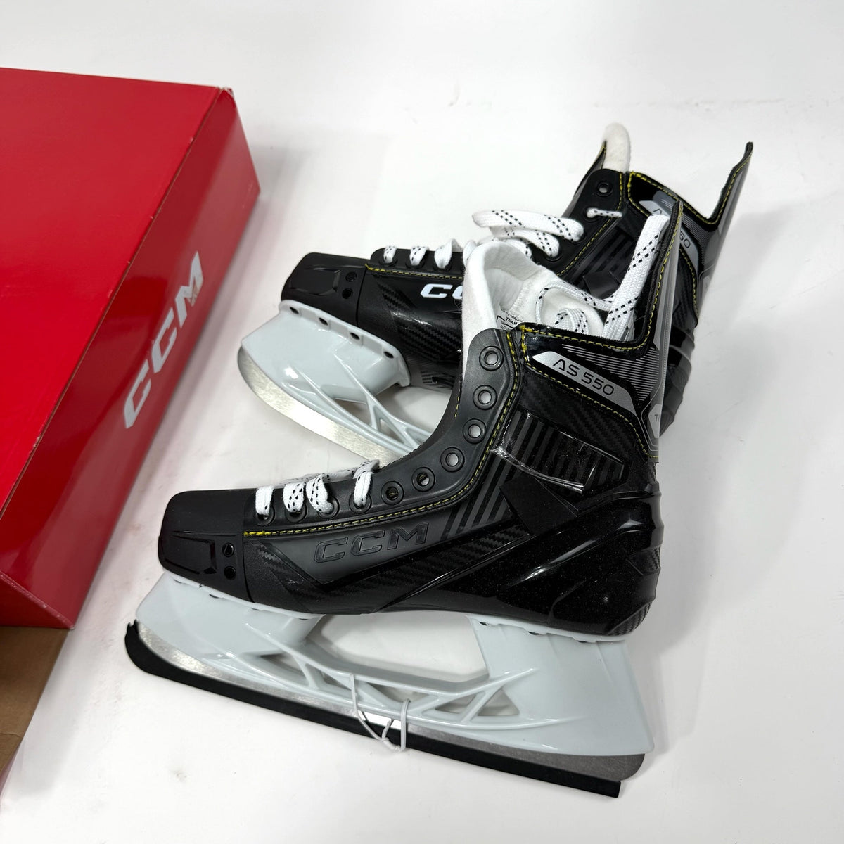 New CCM Tacks AS550 Skates | Senior 7 R | AB114 - Top Flight Hockey