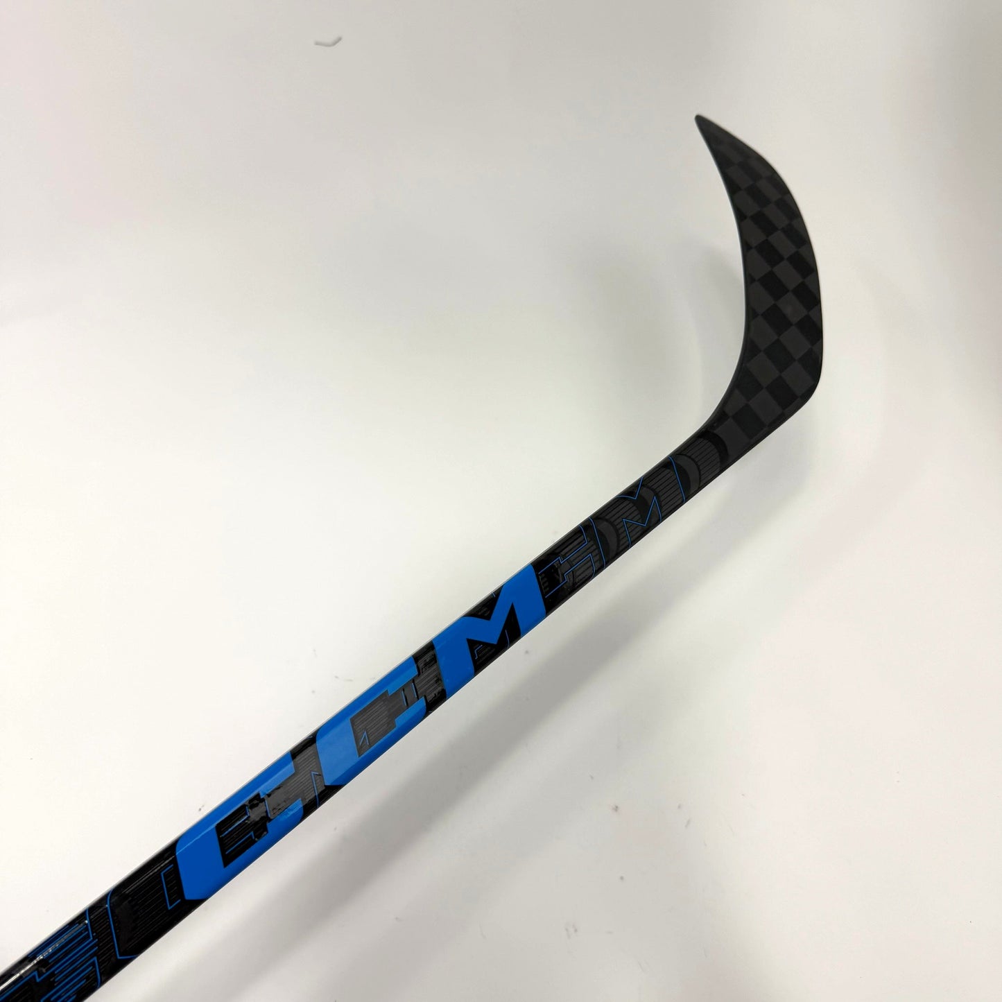 New Right CCM Jetspeed Youth Stick | 30 Flex P28 Curve Grip