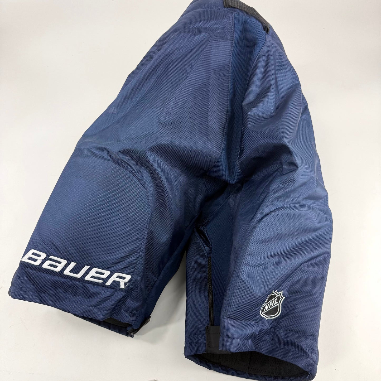 Used once STL Blues Navy Bauer Custom Pro - M+1" - Justin Faulk - #J437