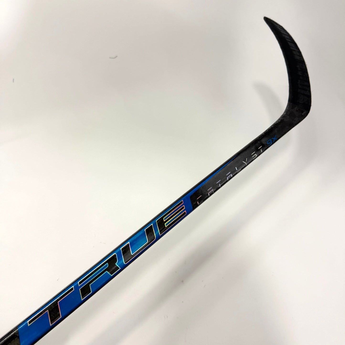 Used Right Blue True Catalyst 9x | 85 Flex P92 Curve Grip | AB734