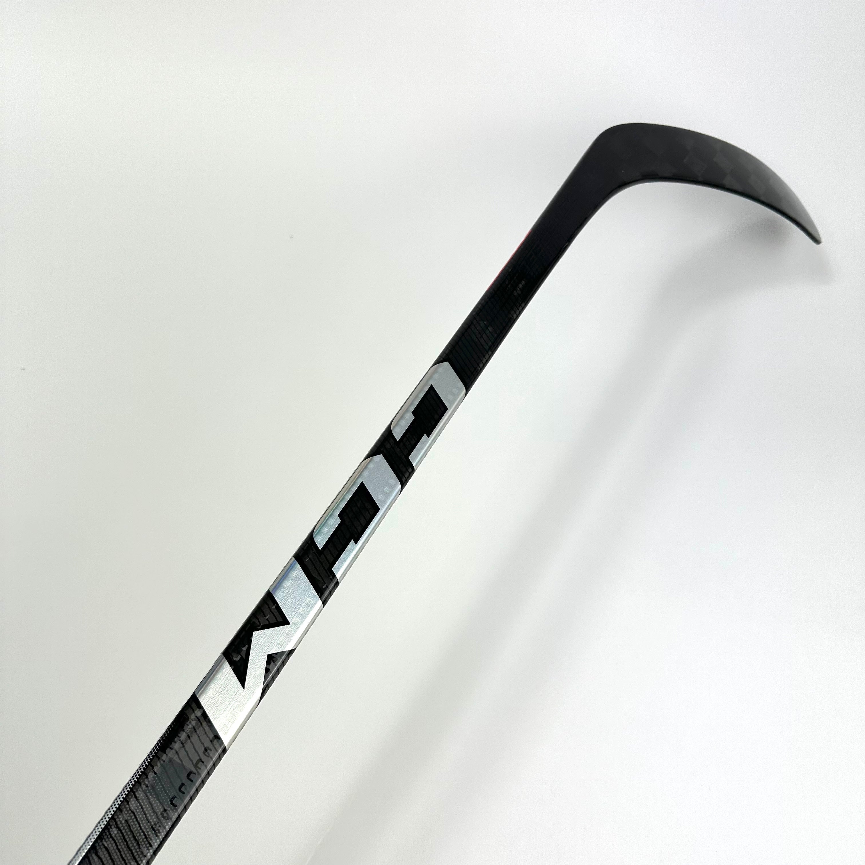 New Left Chrome CCM Jetspeed FT6 Pro | 105 Flex P90 Curve Grip | Lucic | L90