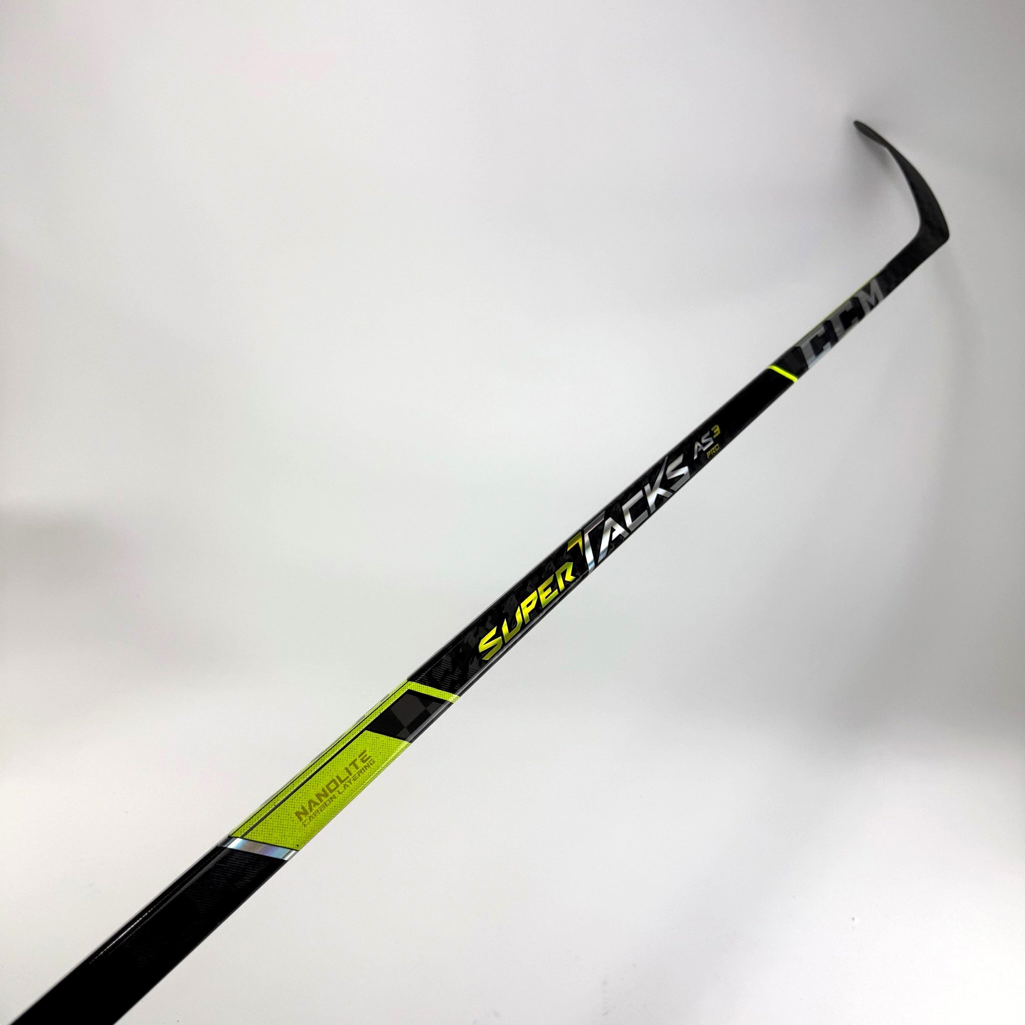 New Right CCM Super Tacks AS3 Pro | 85 Flex P28 Curve Grip | J778 - Top Flight Hockey