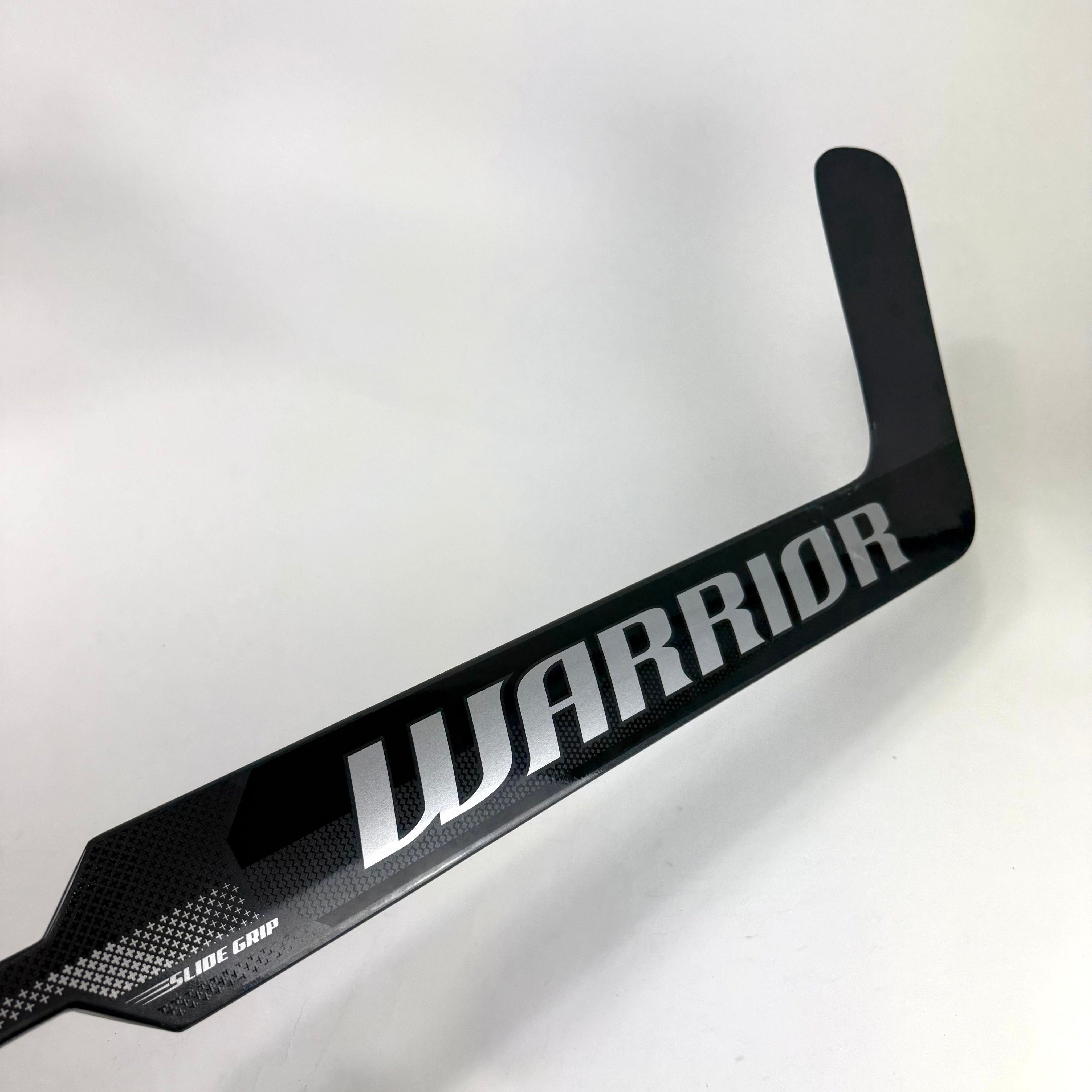 New Black Regular Warrior Ritual V3E Goalie Stick | W34 Curve 26" Paddle | E774 - Top Flight Hockey