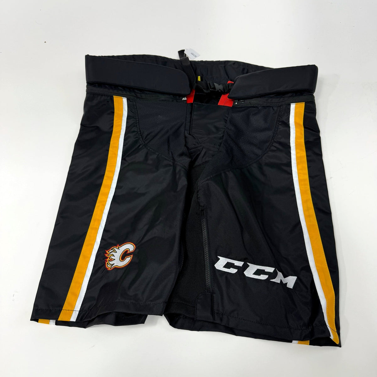 New Calgary Flames CCM PPPTK Shell | Large | AB126 - Top Flight Hockey