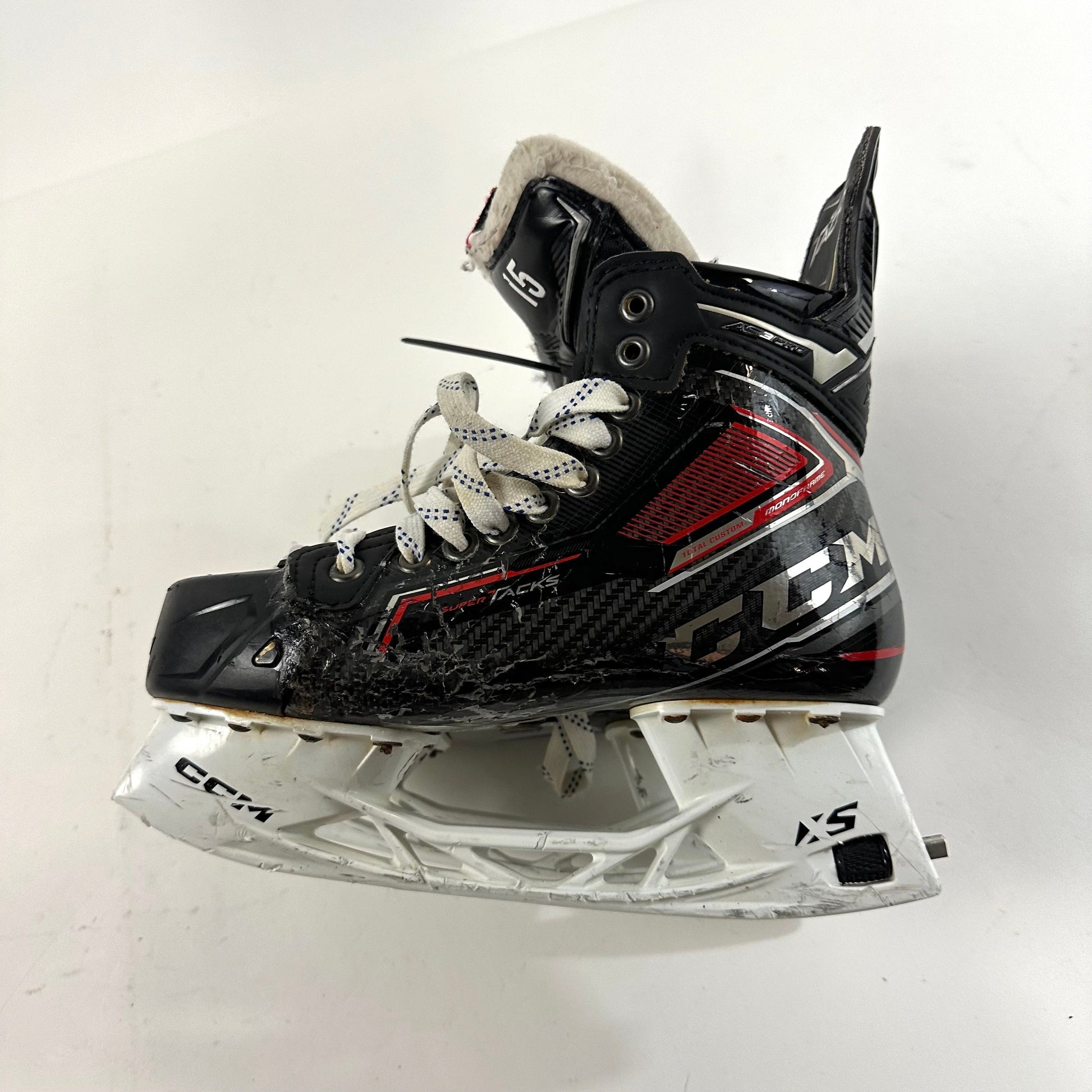 Used Red CCM Super Tacks AS3 Pro Skates | Size 6D | A237 - Top Flight Hockey