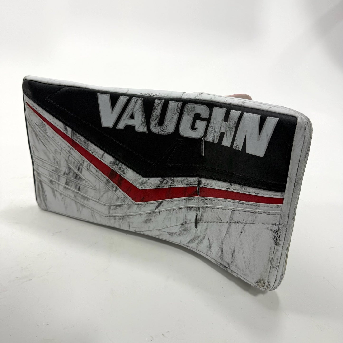 Used Chicago Blackhawks Regular Vaughn SLR4 Blocker Blocker | Arvid Soderblom | BH379 - Top Flight Hockey