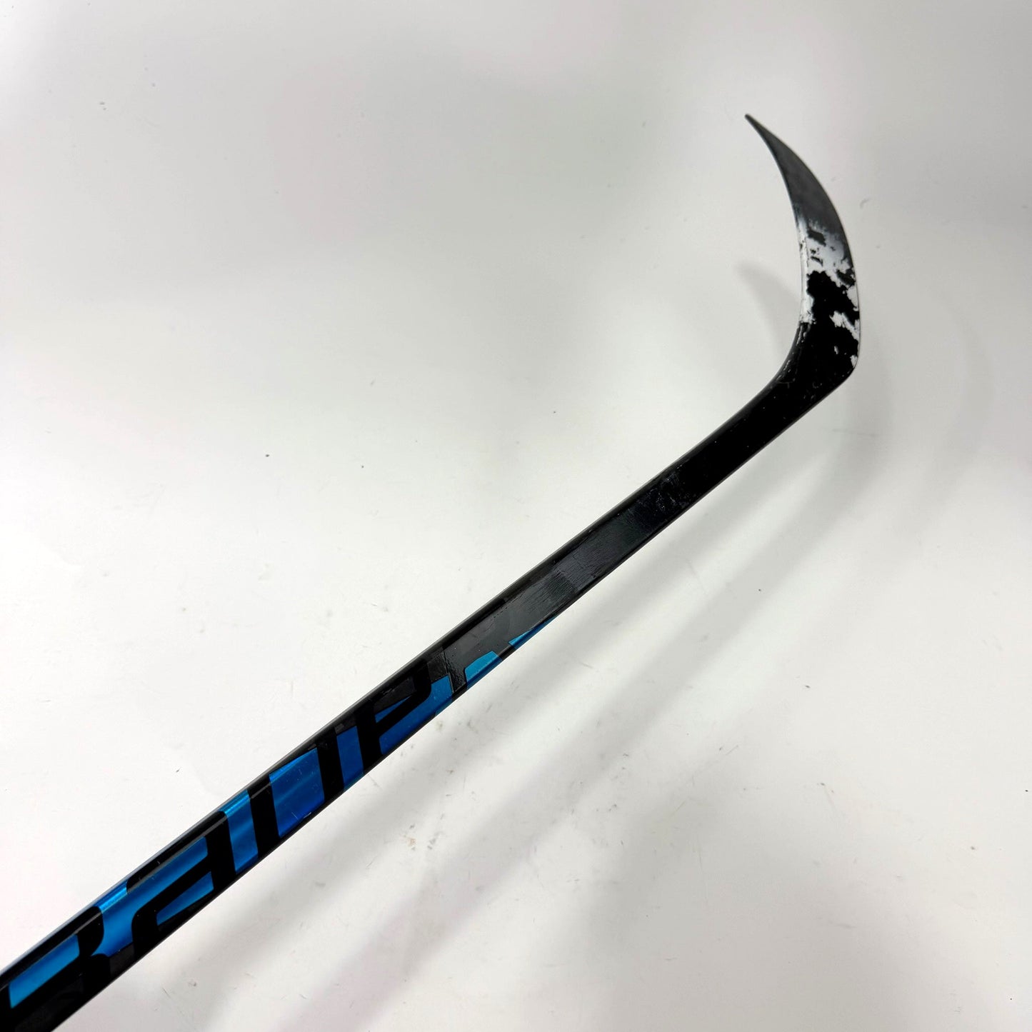 Used Right Bauer Pulse | 77 Flex Custom P92M Curve Grip | AB561