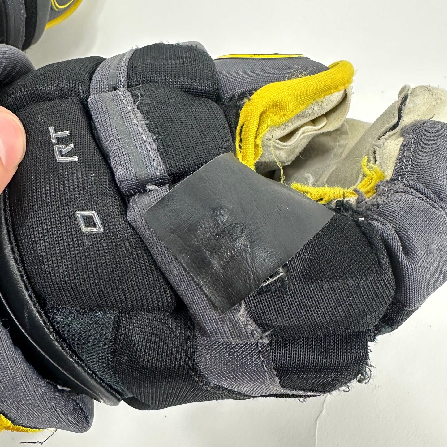 Used Black and Gold Warrior Covert QRE Pro Gloves | 13" | K260 - Top Flight Hockey