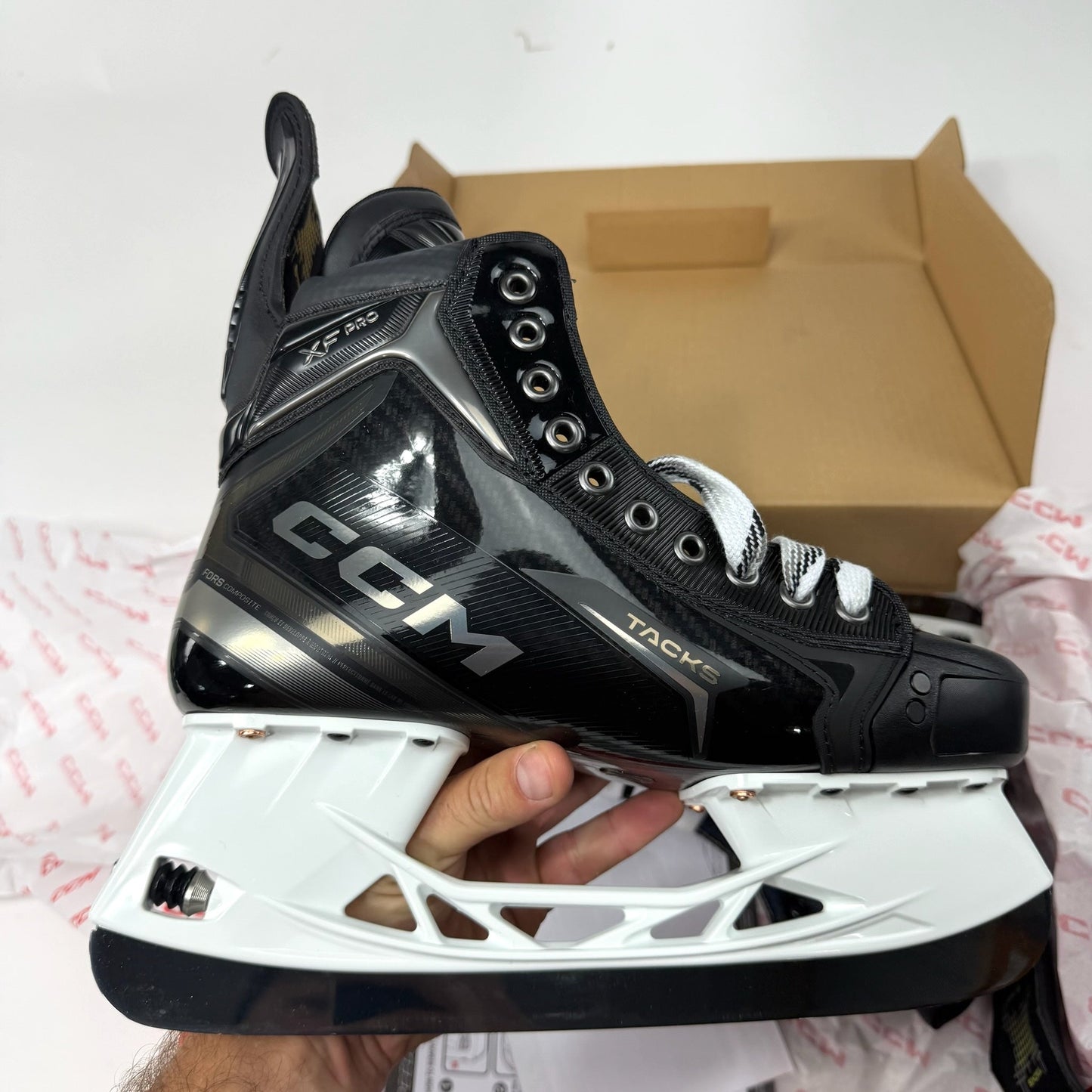 Brand New Retail CCM Tacks XF Pro Skates - Size 8.5 - Regular