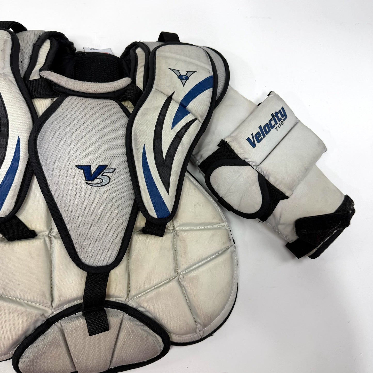 Used Vaughn V5 Goalie Chest Protector | Jr Small | AB484
