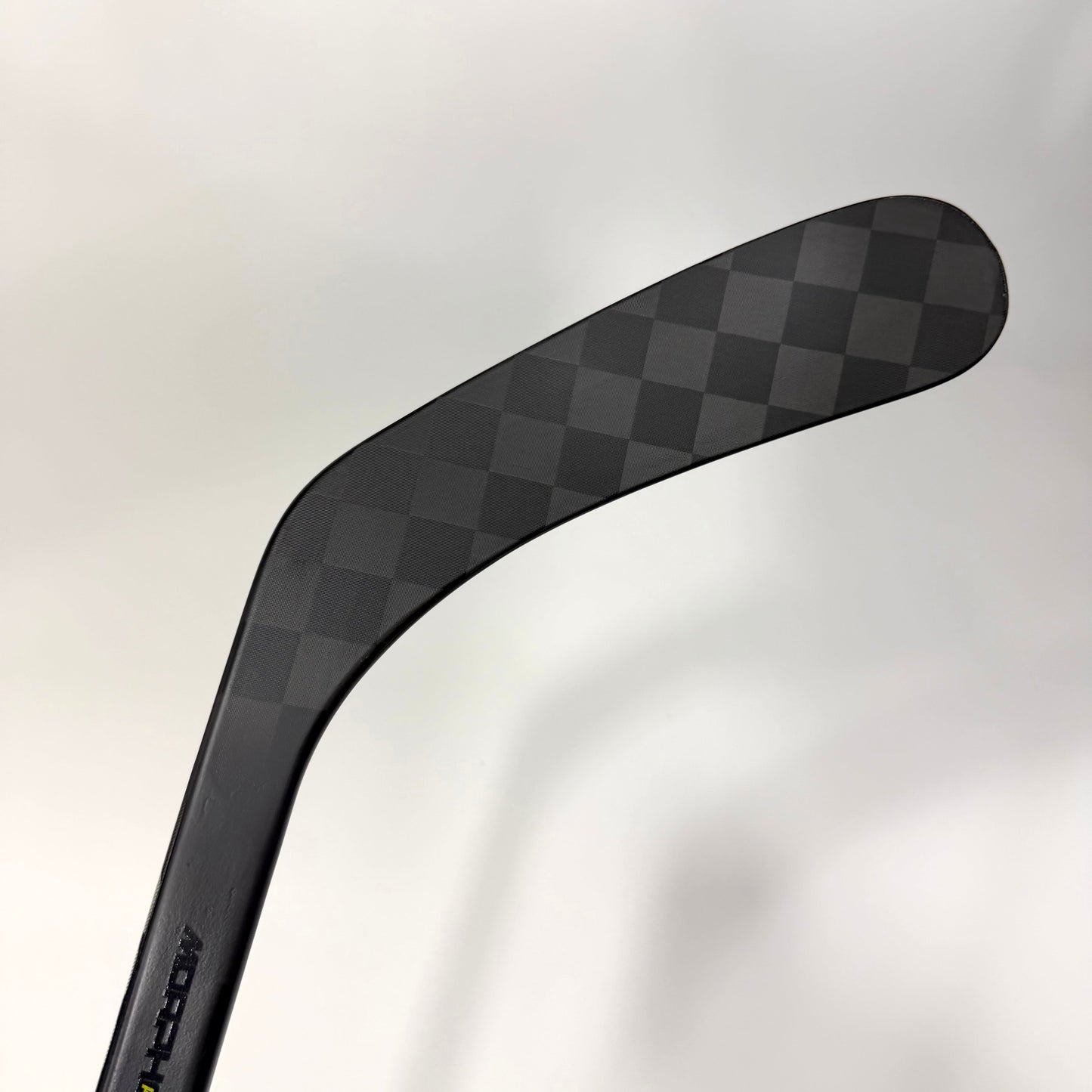 New Right Sherwood Rekker Morph Pro | 71.8 Flex P92 Curve Grip | Bedard #98 | AB715