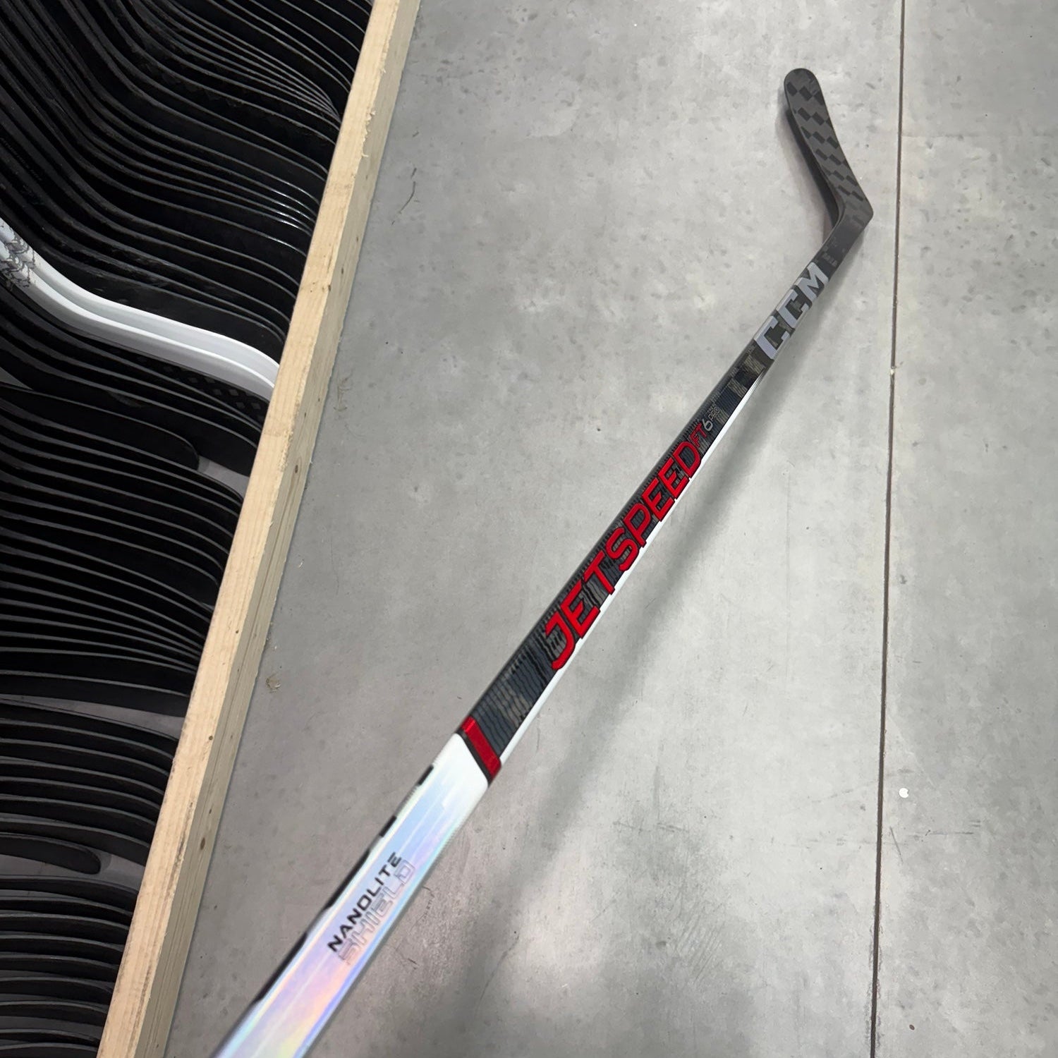 New Left CCM Jetspeed FT6 Pro | 80 Flex P14M Custom Curve Grip | Zadina | H71 - Top Flight Hockey