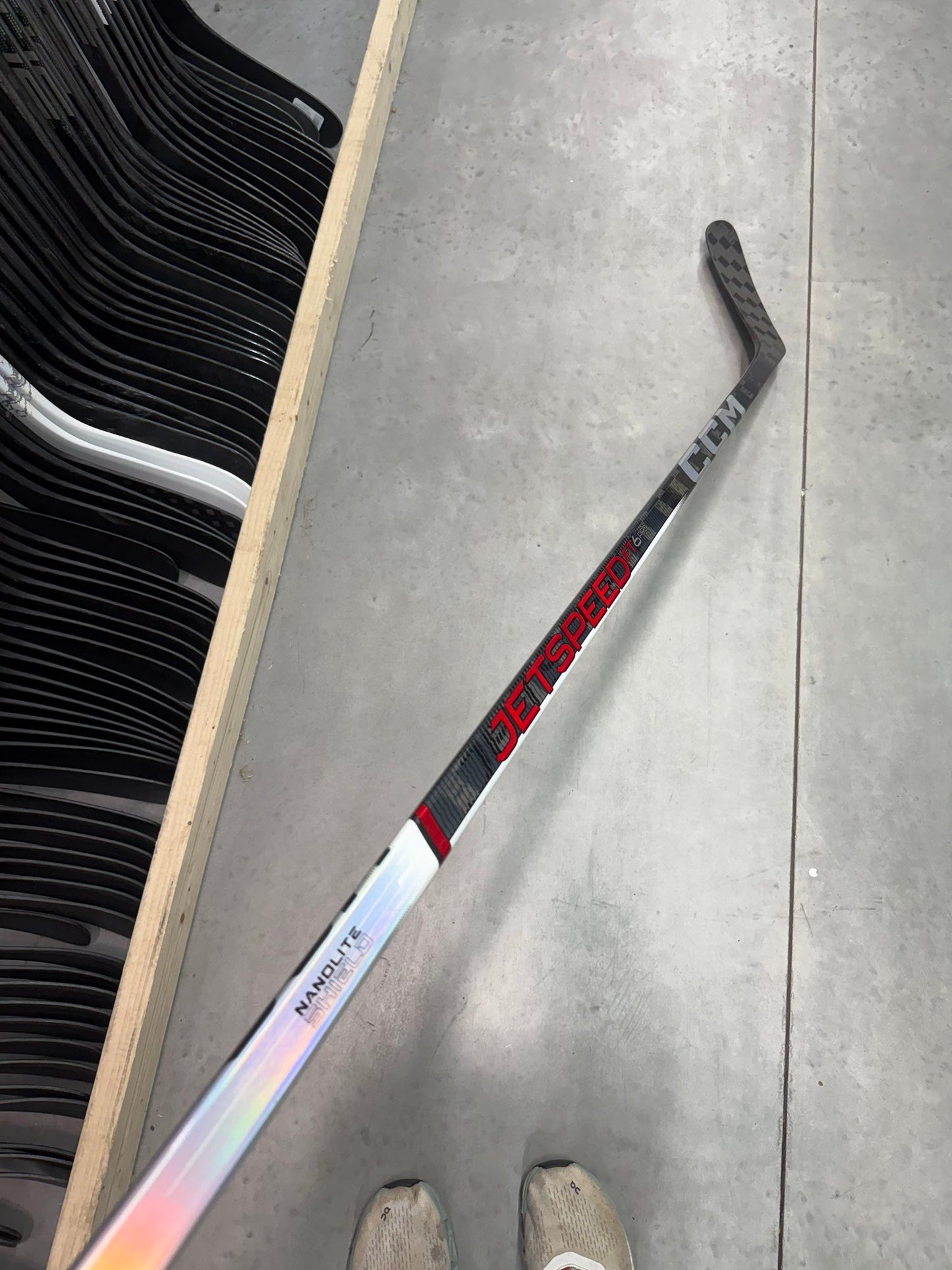 New Left CCM Jetspeed FT6 Pro | 80 Flex P14M Custom Curve Grip | Zadina | H71