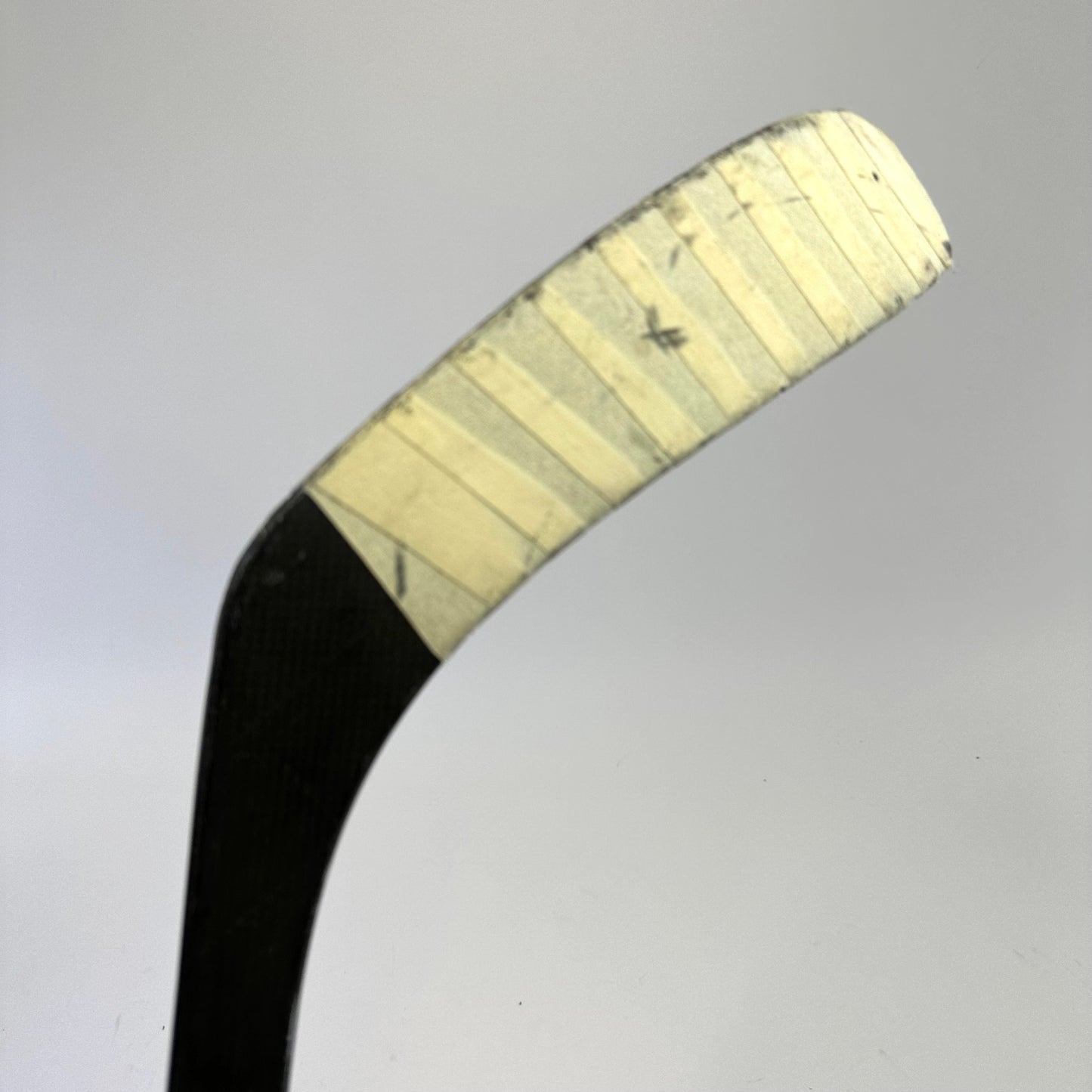 Used Left Handed Warrior Dynasty AX1ST | 90 Flex | Custom P14 Curve | Non Grip | A864 - Top Flight Hockey