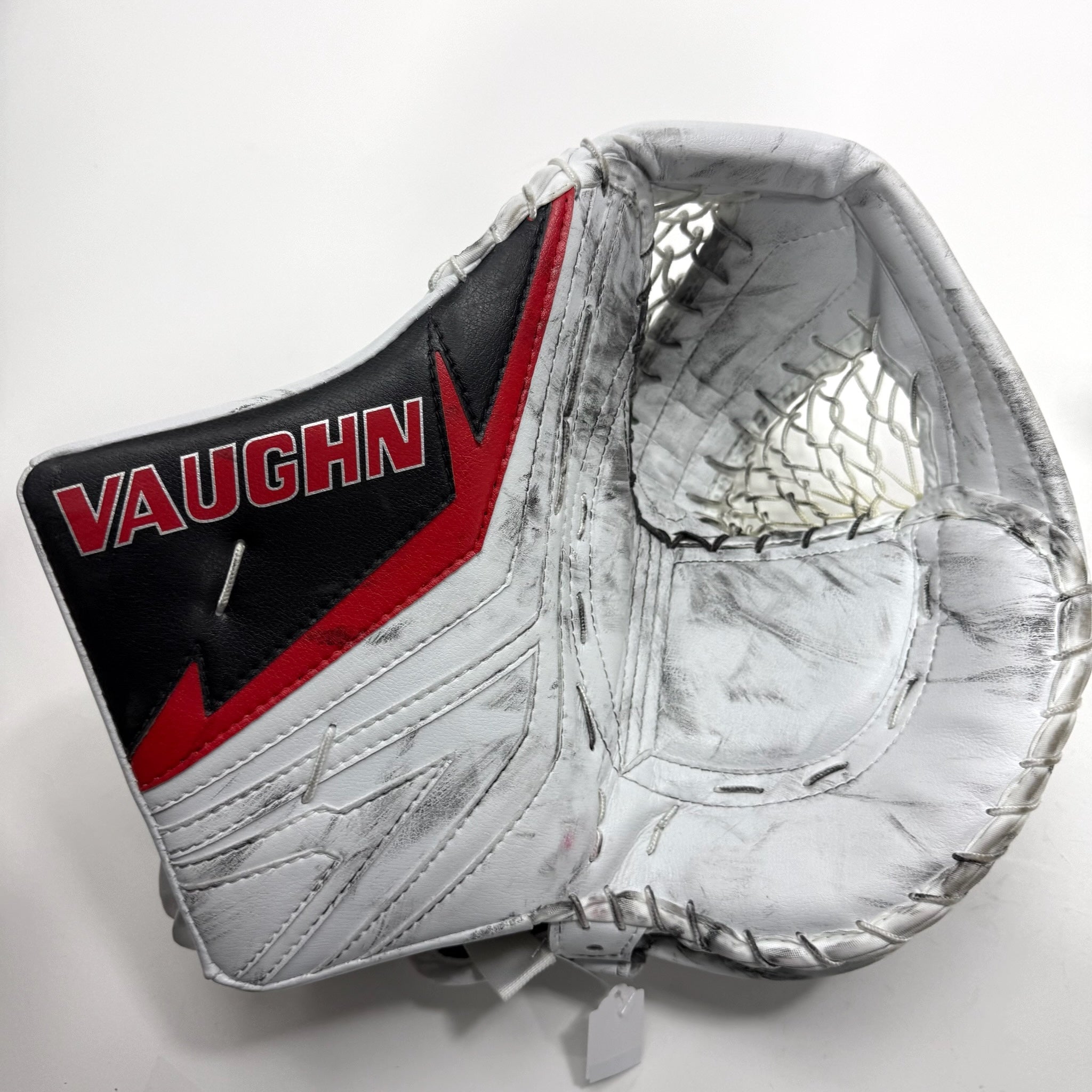 Used Chicago Blackhawks Vaughn and True Regular Glove and Blocker | Arvid Soderblom | BH389 - Top Flight Hockey