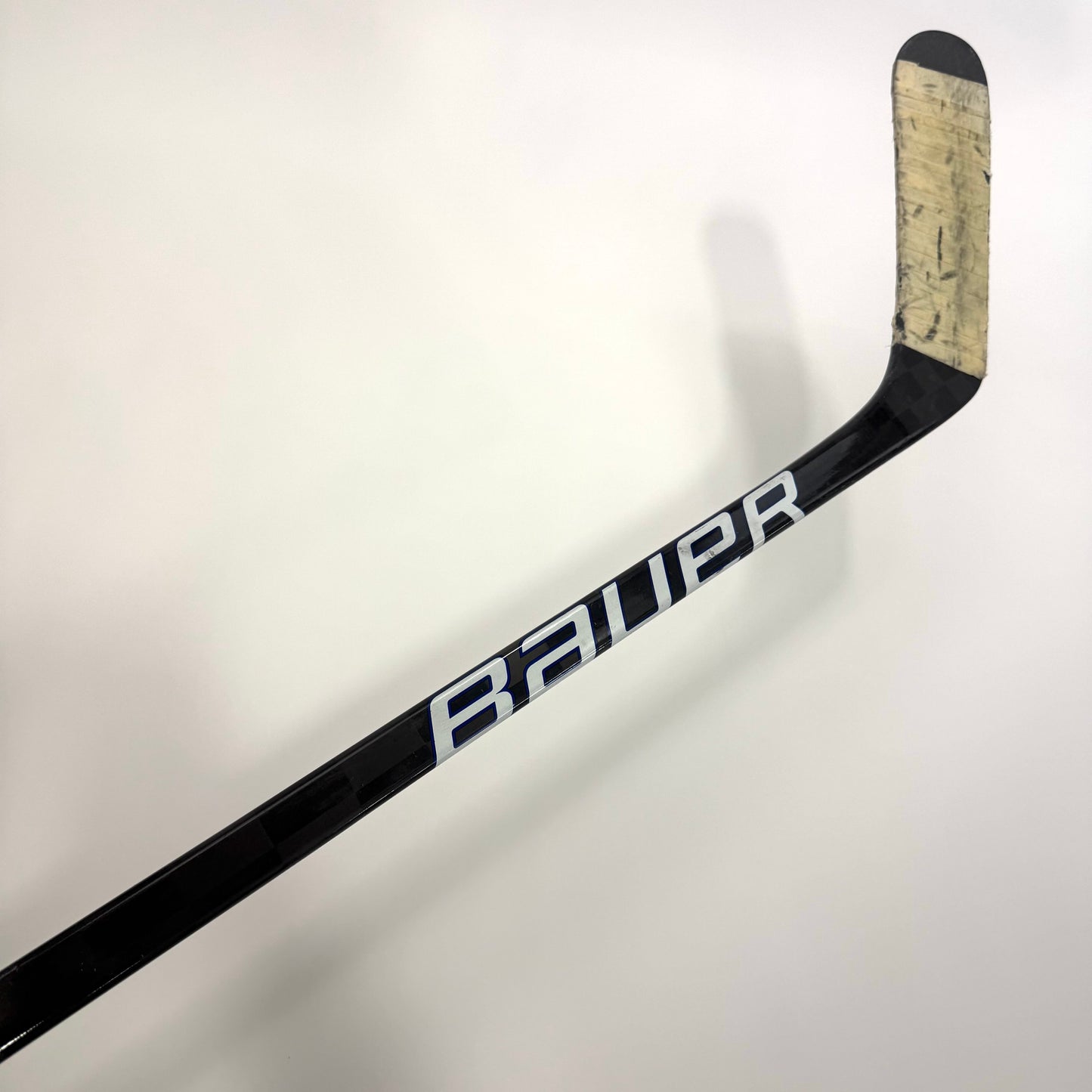 Used Left Bauer Nexus Geo | 82 Flex P92M Curve Grip | BH443 - Top Flight Hockey
