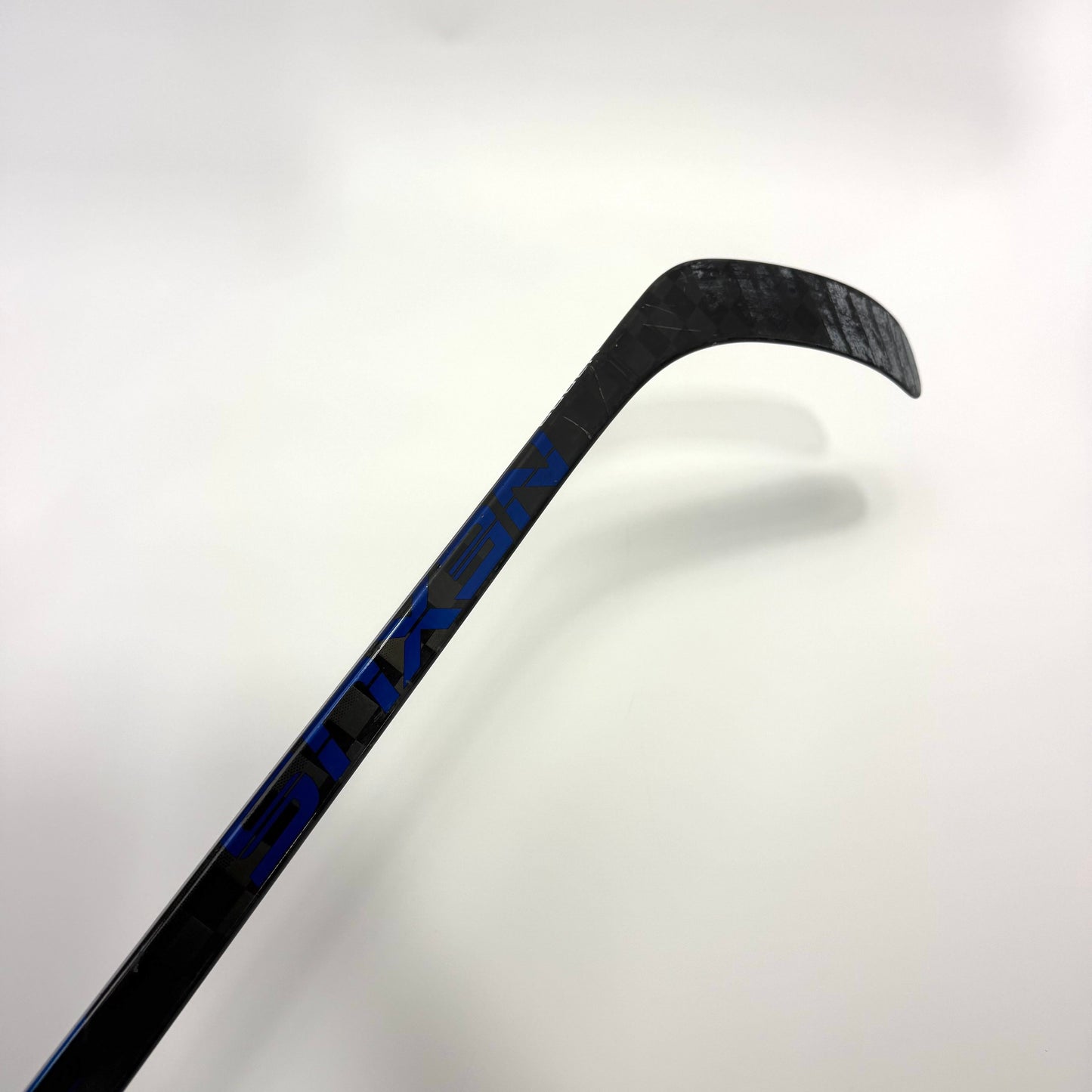 Used Left Bauer Nexus Geo | 87 Flex Malkin Pro Curve Grip | BH436
