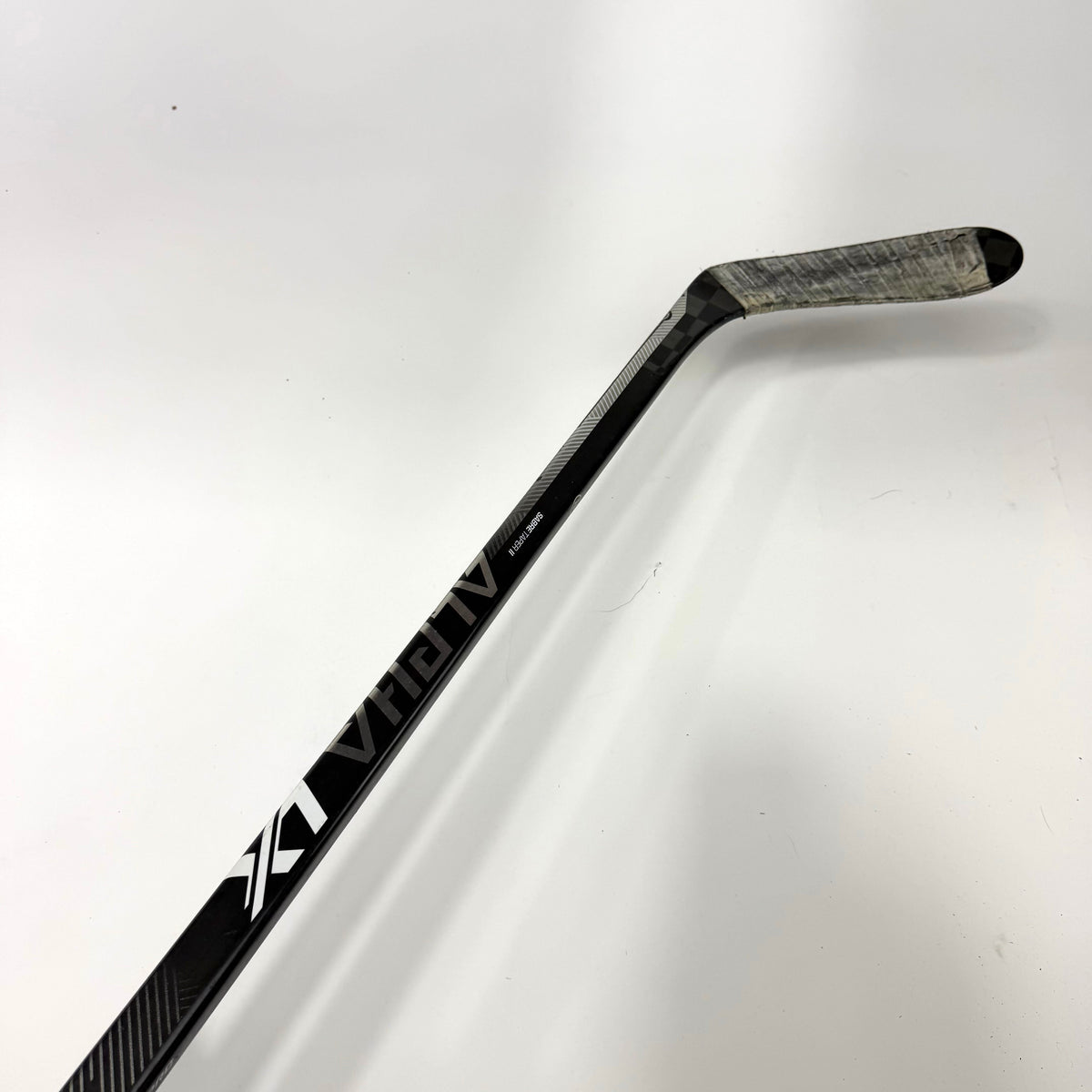 Used Right Warrior Alpha LX Pro | 80 Flex P28 Curve Grip | AB180 - Top Flight Hockey