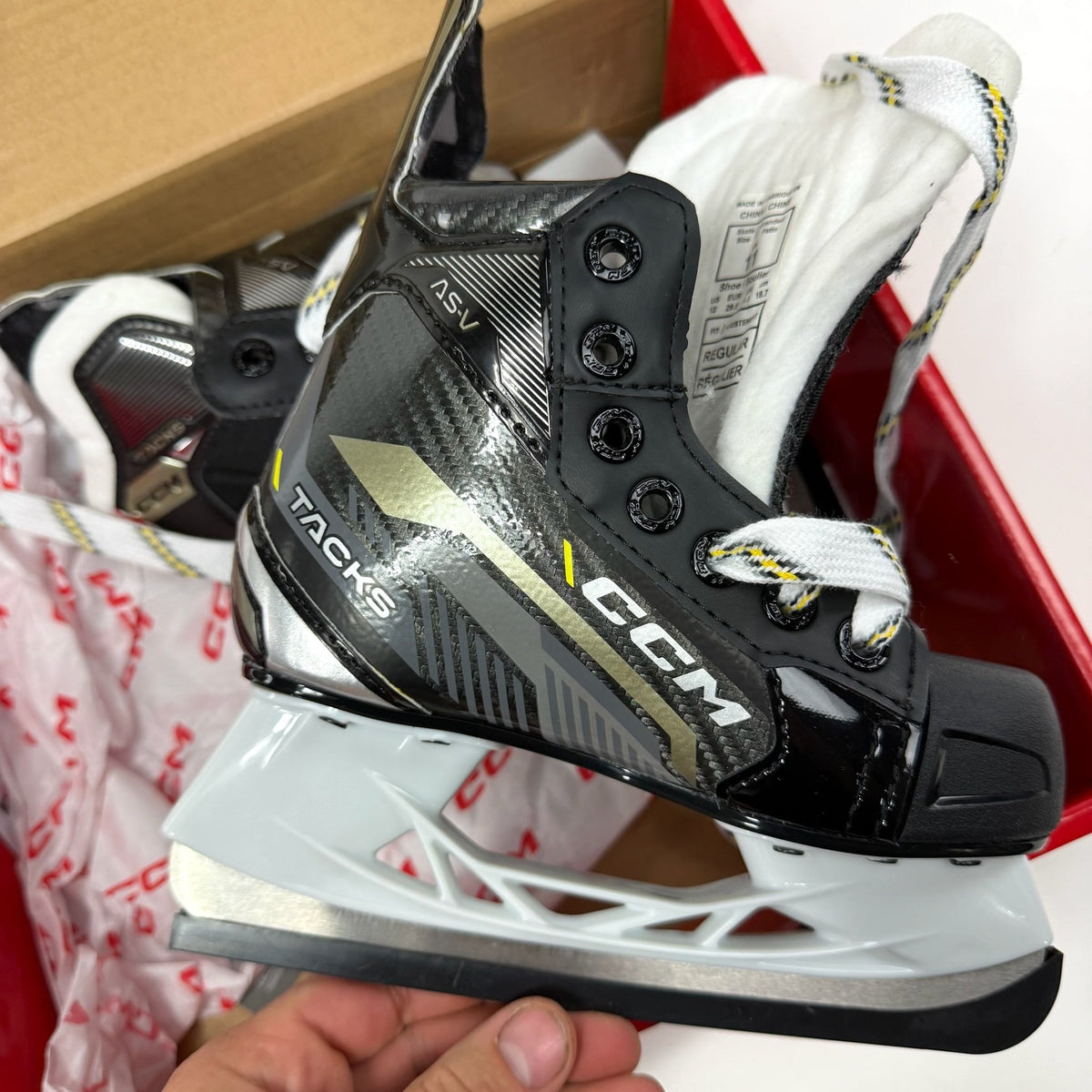 New CCM Super Tacks AS-V Skates | Size Youth 11 Regular - #AB116 - Top Flight Hockey