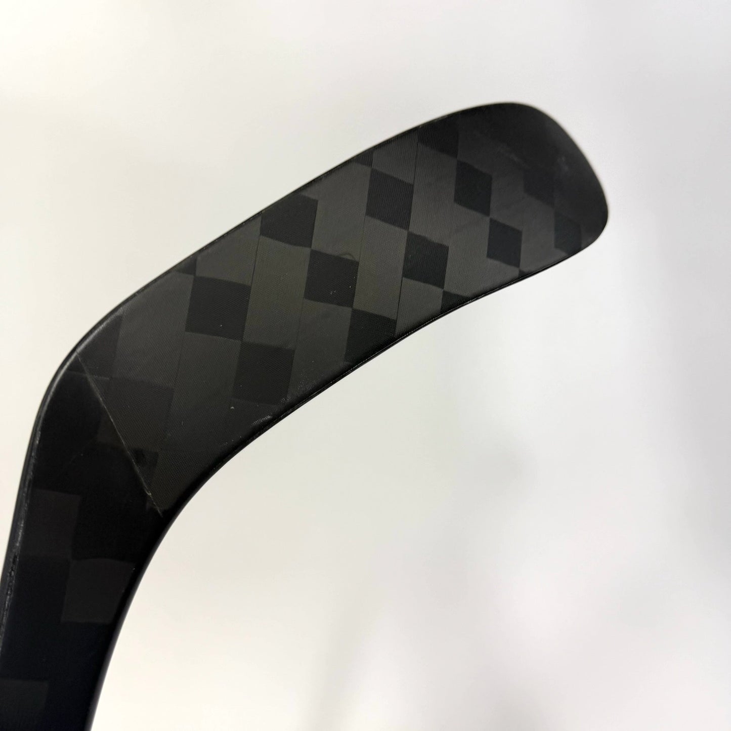 New Left CCM Tacks XF Ghost | 100 Flex P28 Curve Grip | AB969