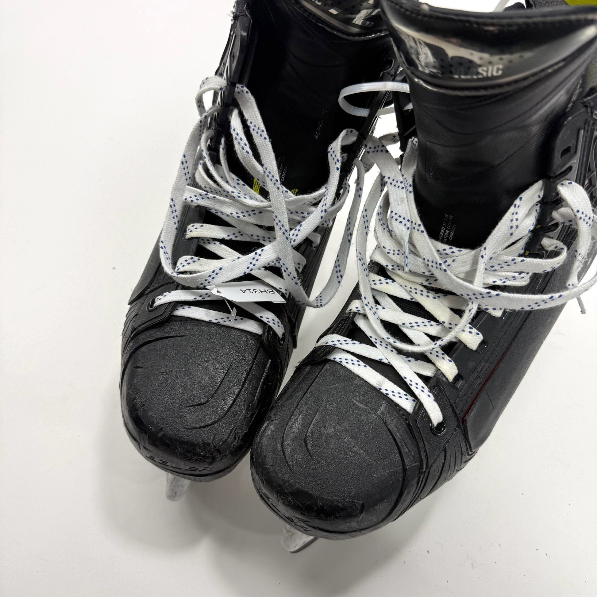 Used Red Bauer Vapor Hyperlite 2 Skates | Size 12 D | Chicago Blackhawks #72 Alex Valsic | BH314 - Top Flight Hockey