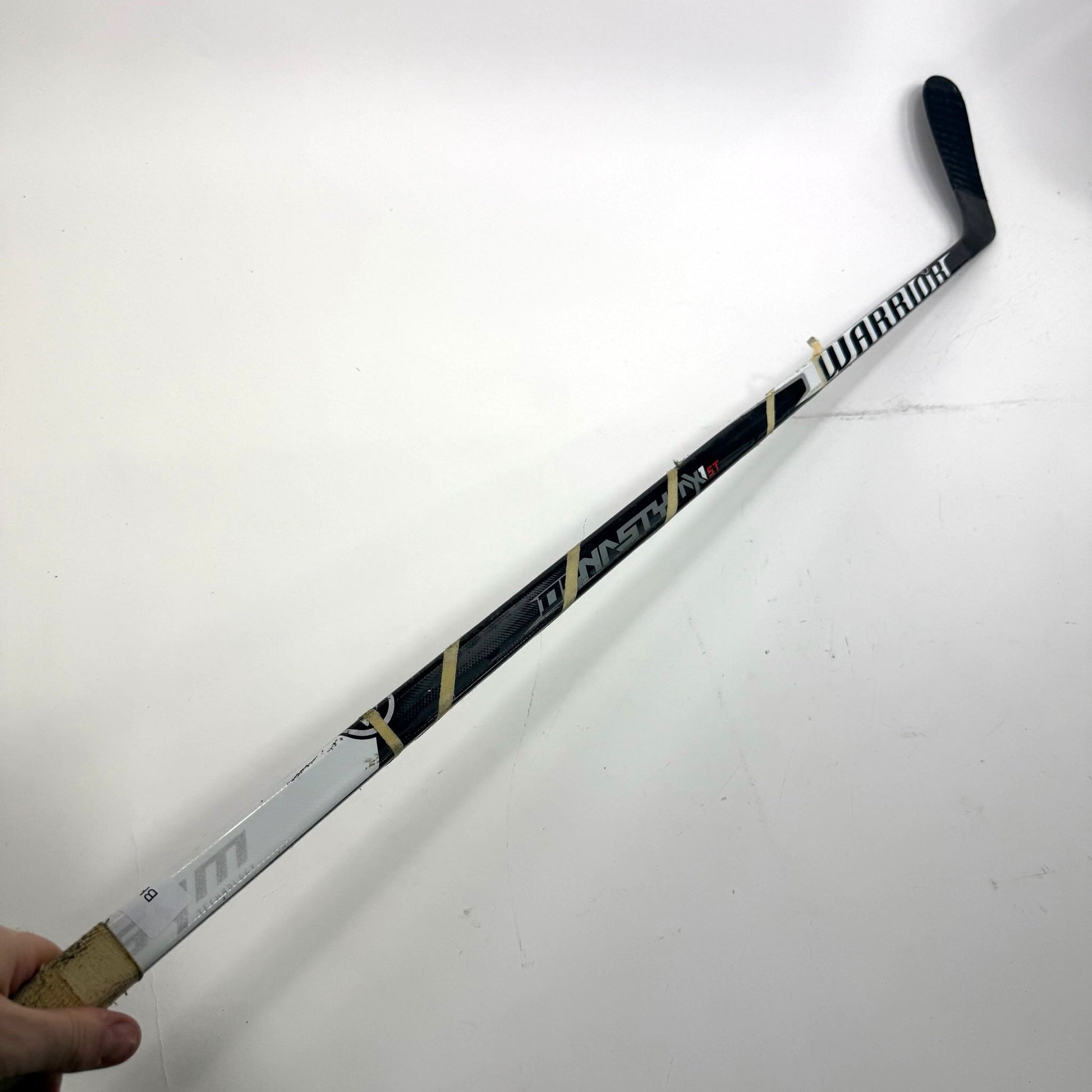 Used Left Warrior Dynasty AX1ST | 95 Flex P92 Curve Grip | Butler | BH236 - Top Flight Hockey