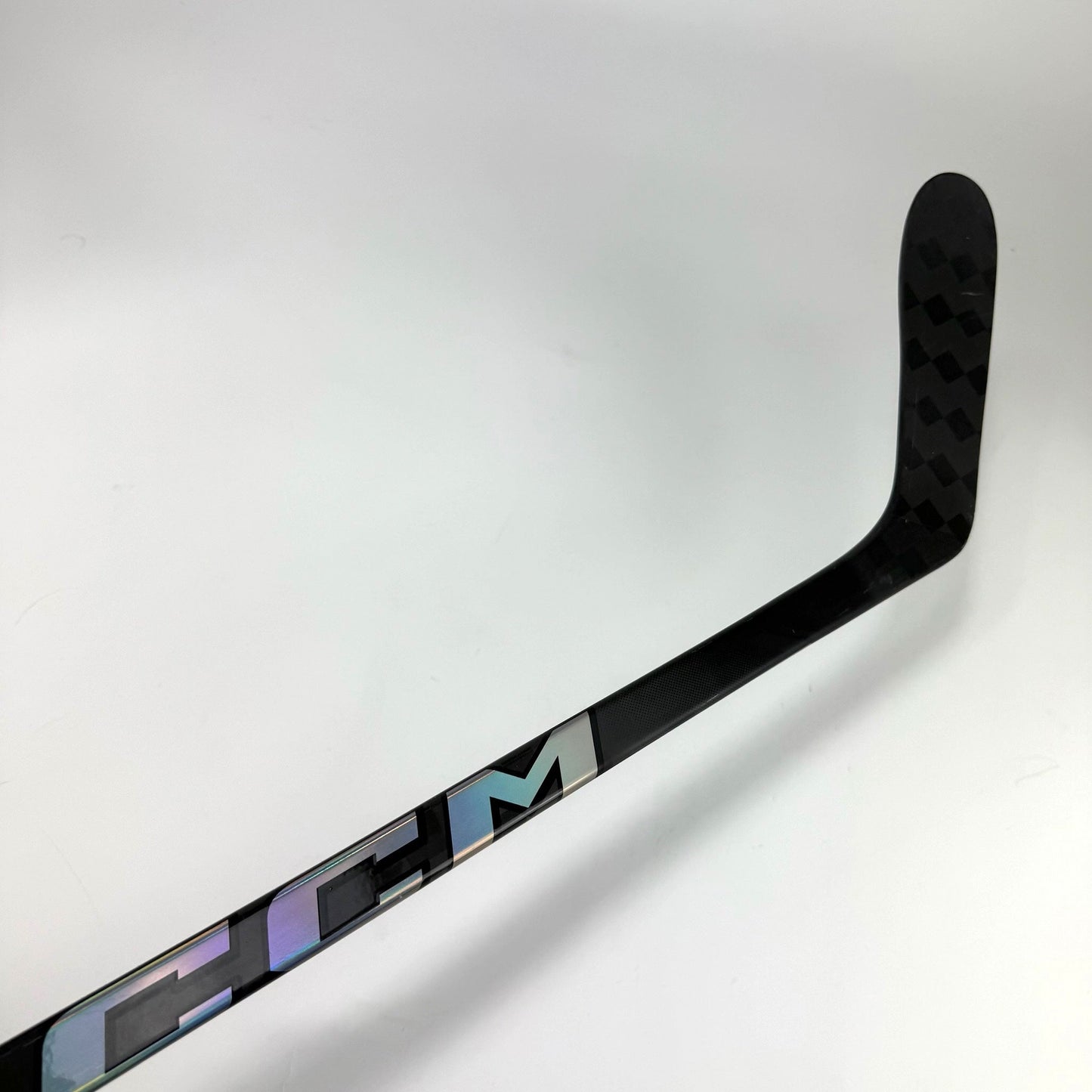 New Left CCM XF Pro | 80 Flex P28 Curve Grip | J504