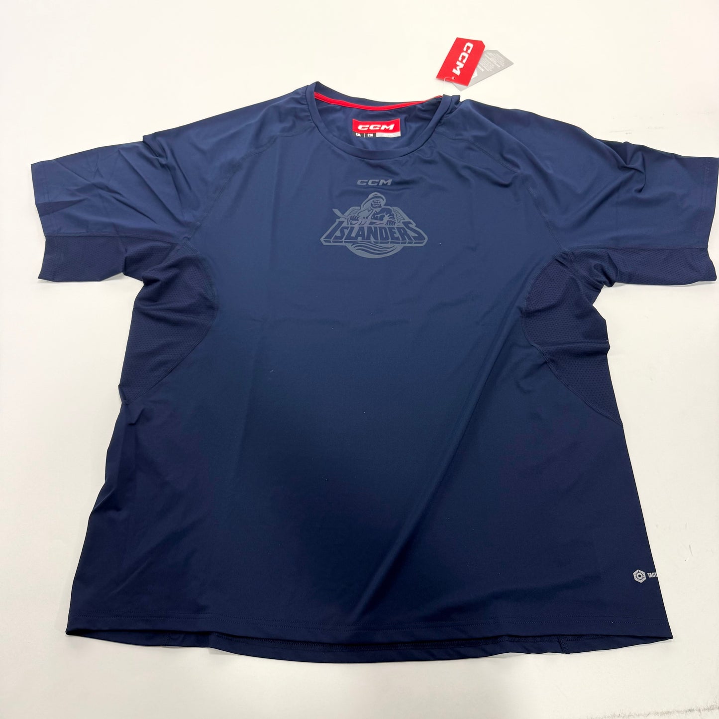 New CCM New York Islanders Short Sleeve Training Tee | Senior XXL | #191520573614 - Top Flight Hockey