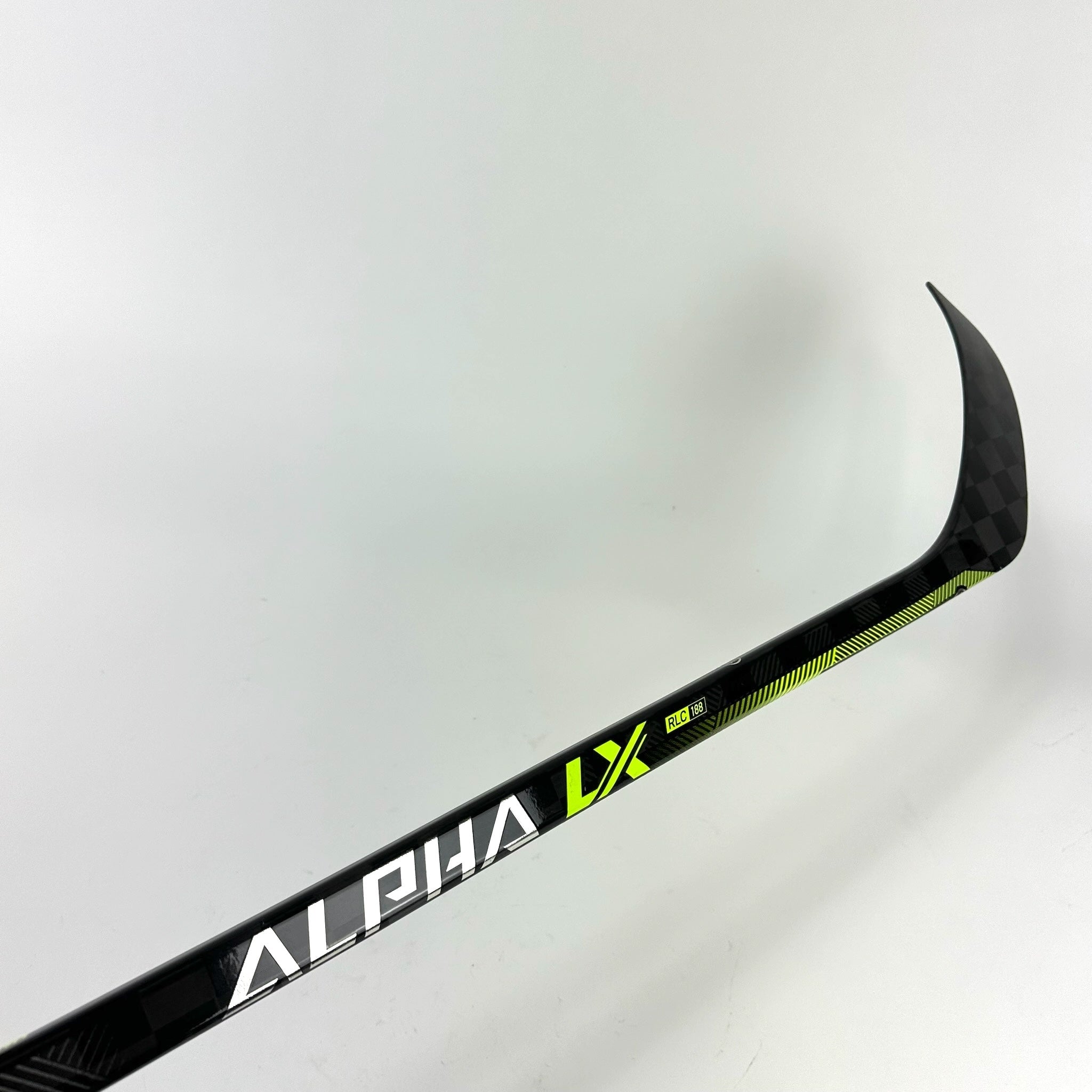 New Right Warrior Alpha LX Pro | 100 Flex P28M Curve Grip | Kapanen | K488