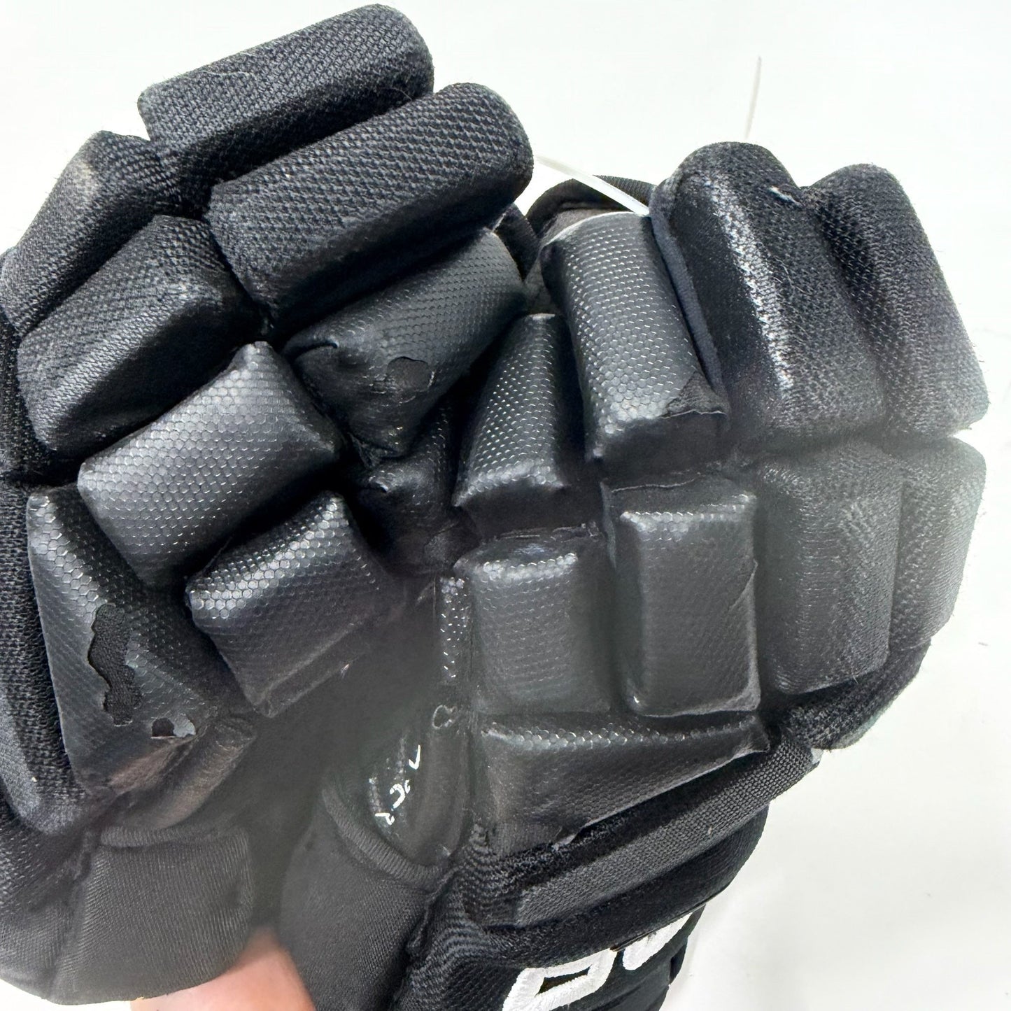 Used Black Bauer Vapor 1X Gloves | 12" | AB878