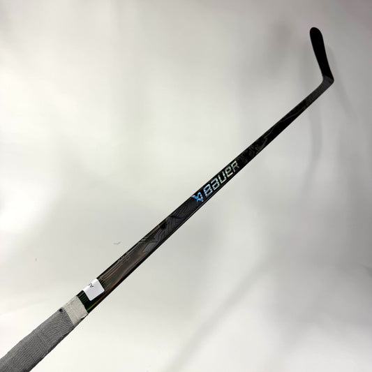 Used Left Black Bauer Vapor Flylite | 107 Flex P92M Curve Grip | AB738