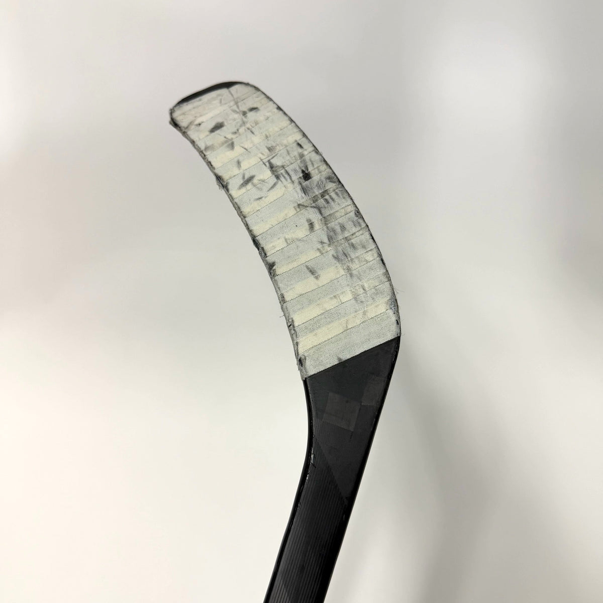 Used Right Black CCM Jetspeed FT7 Pro | 85 Flex P40 Square Toe Curve Grip | AB439