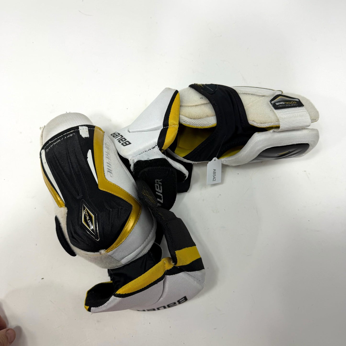 Used Bauer Supreme Total One Elbow Pads | Senior Medium | AB542
