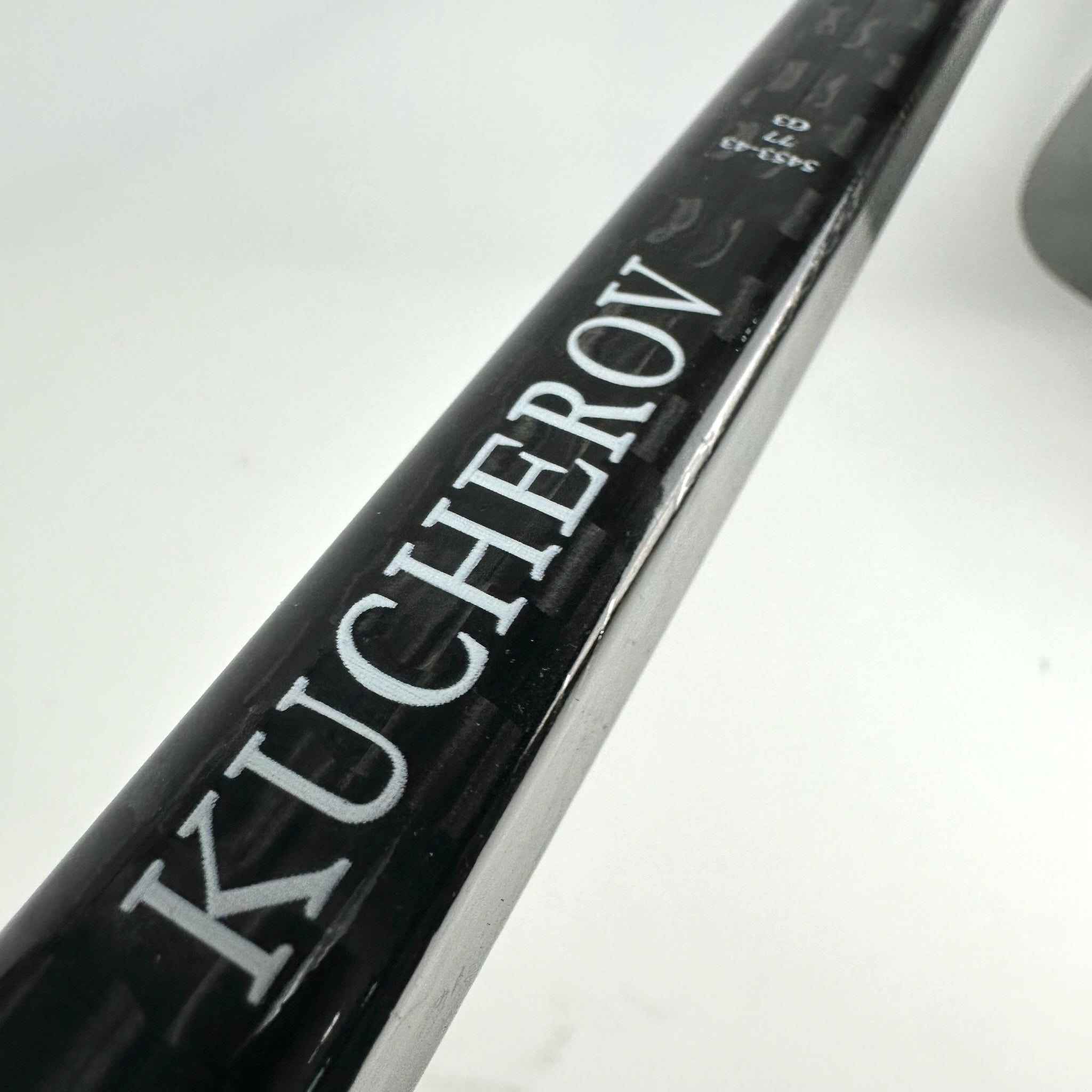 New Left Black Bauer Vapor Hyperlite | 77 Flex Kucherov Curve Grip | Kucherov | K77