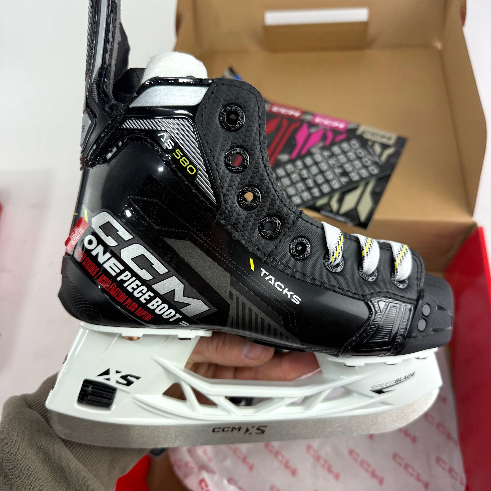 New CCM Tacks AS580 Skates | Junior 13.5-1.5 Regular | F483 - Top Flight Hockey