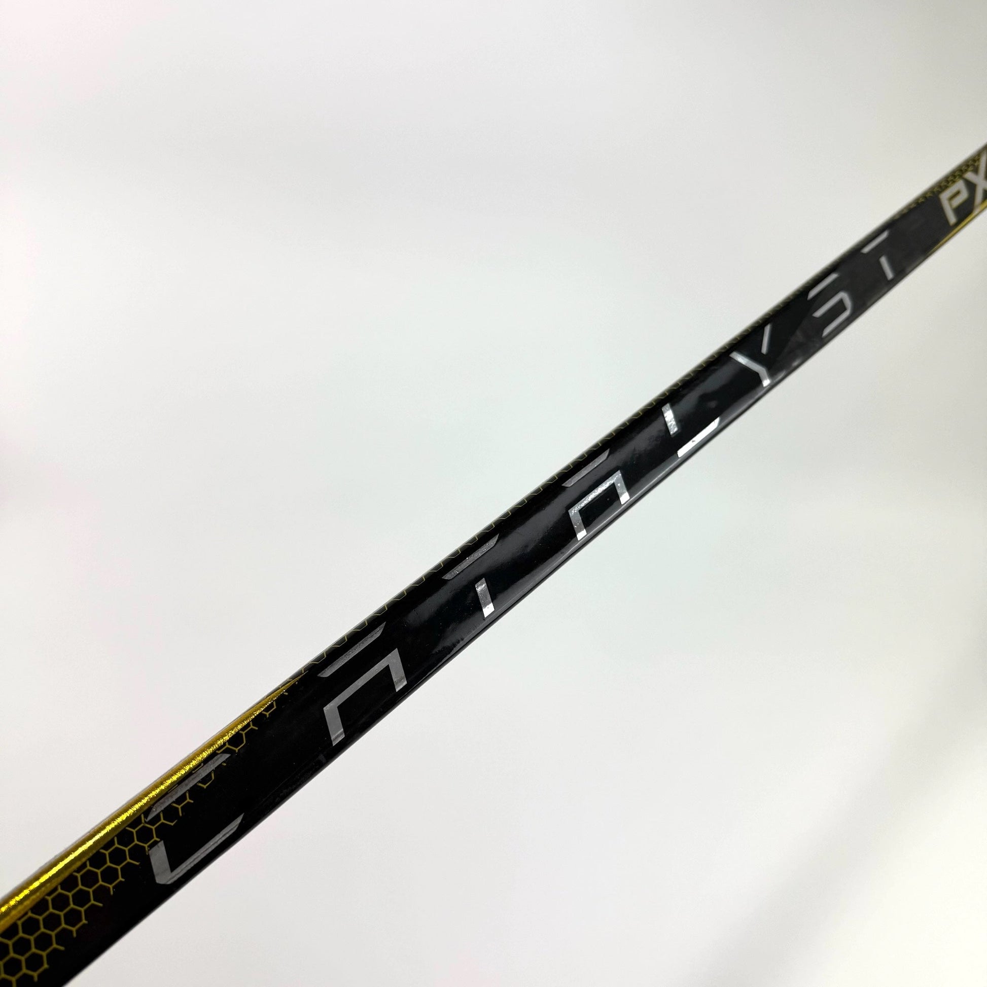 Used Left Gold True Catalyst PX | 95 Flex P90M Curve Grip | M436 - Top Flight Hockey