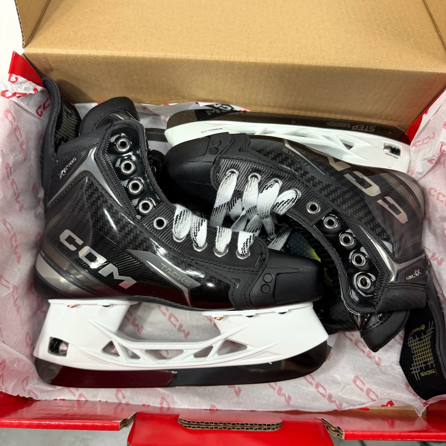 Brand New Retail CCM Tacks XF Pro Skates - Size 4.5 - Regular