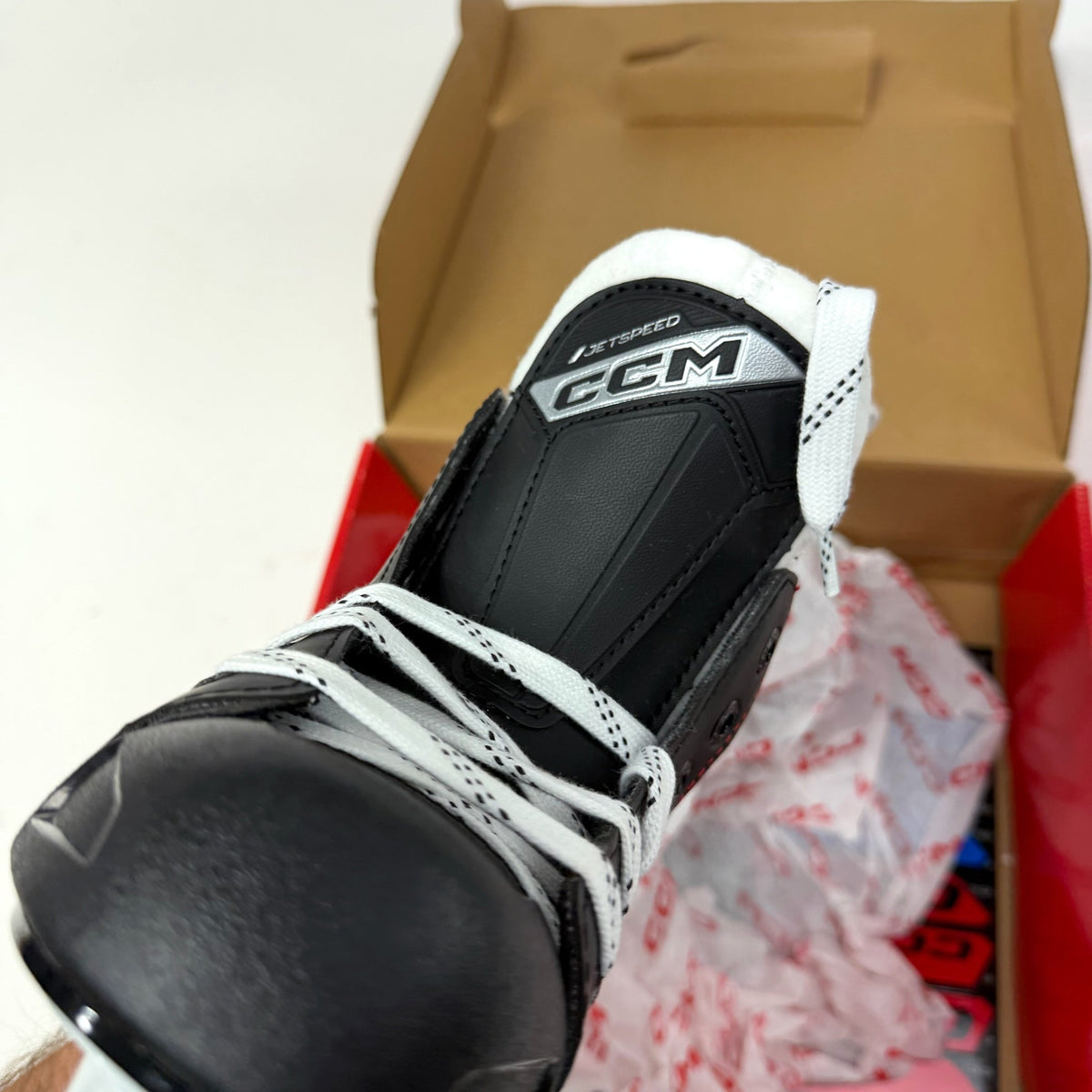 New CCM Jetspeed FT680 Skates | Yth 11.5 R | AB110 - Top Flight Hockey