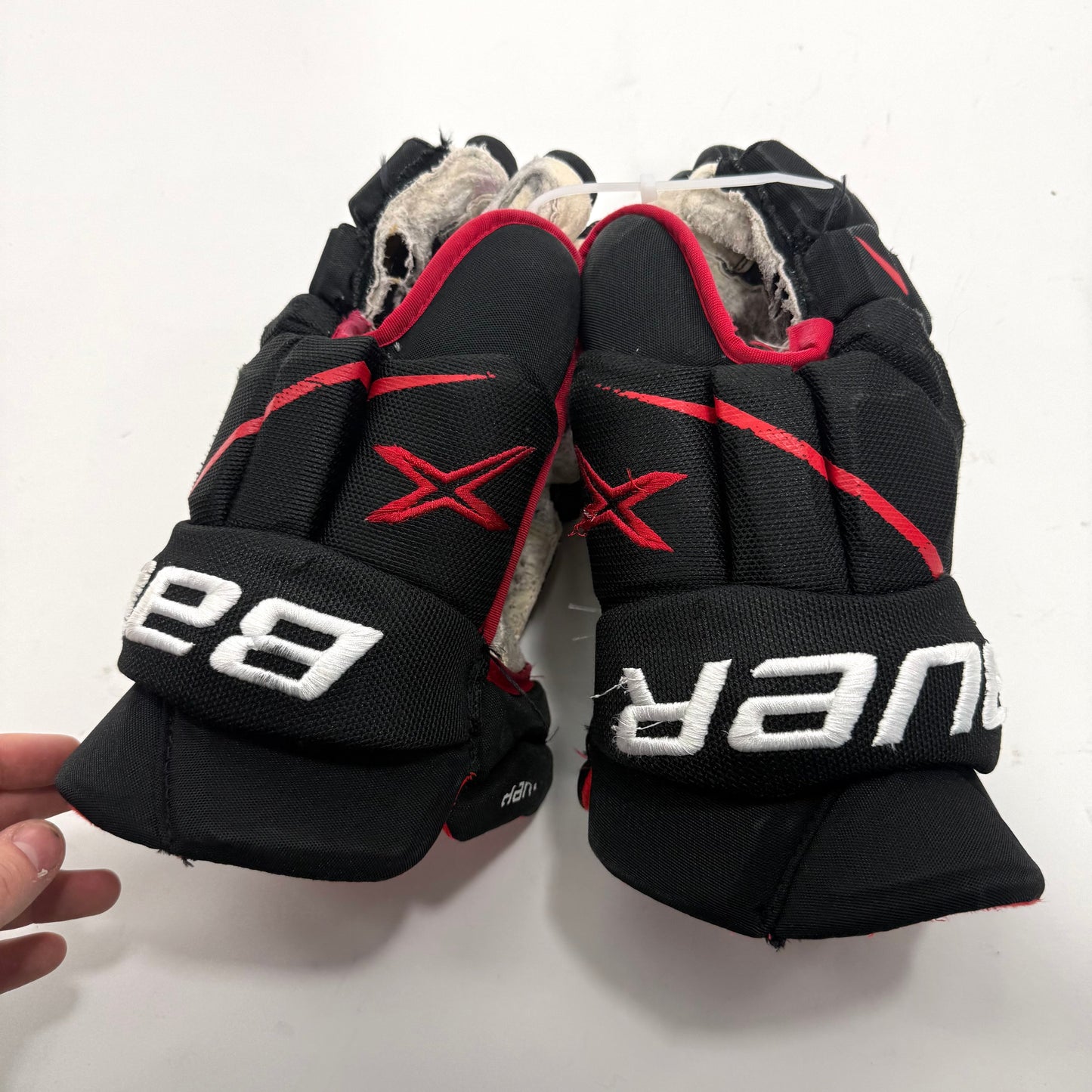 Used Black and Red Chicago Blackhawks Bauer Vapor 1X Gloves | 14" | BH279