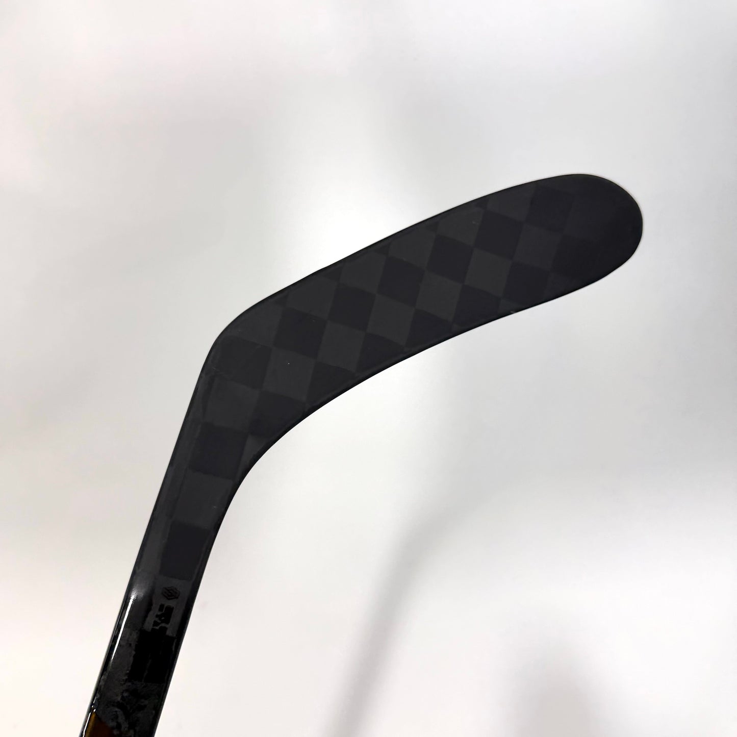 x2 - New Right Warrior Covert QR6 Pro | 85 Flex P28M Curve Grip | AB912