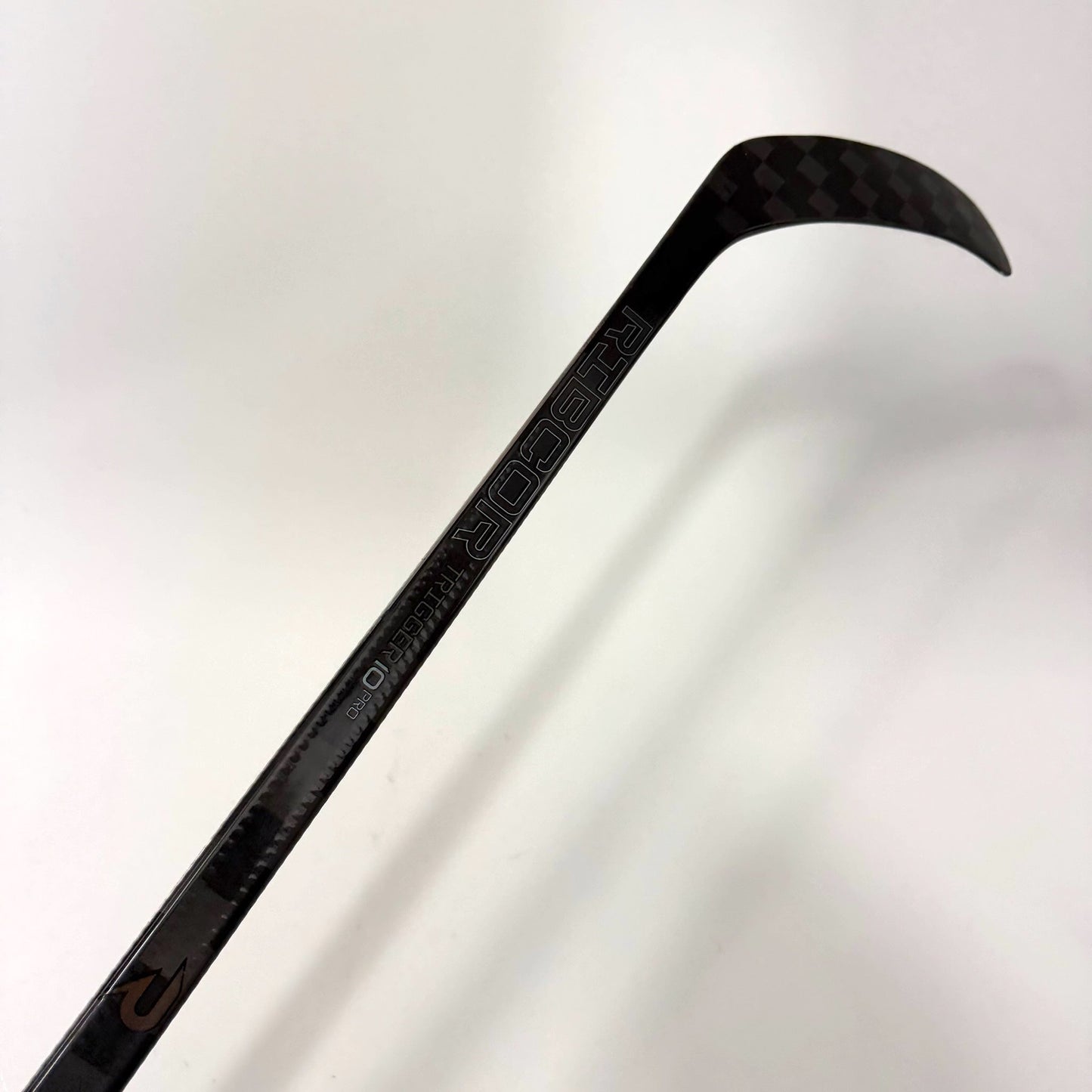 Used Left CCM Ribcor Trigger 10 Pro | 80 Flex P92M Curve Grip | AB984