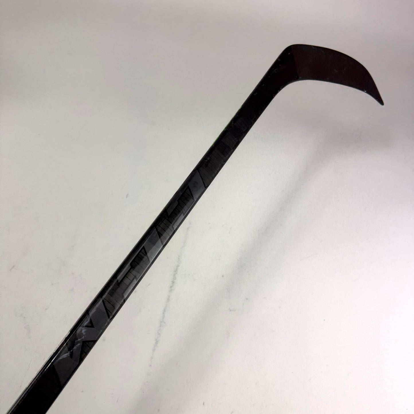 Used Left CCM Ribcor Trigger 6 Pro | 85 Flex P28M Grip | Cirelli | J450 - Top Flight Hockey