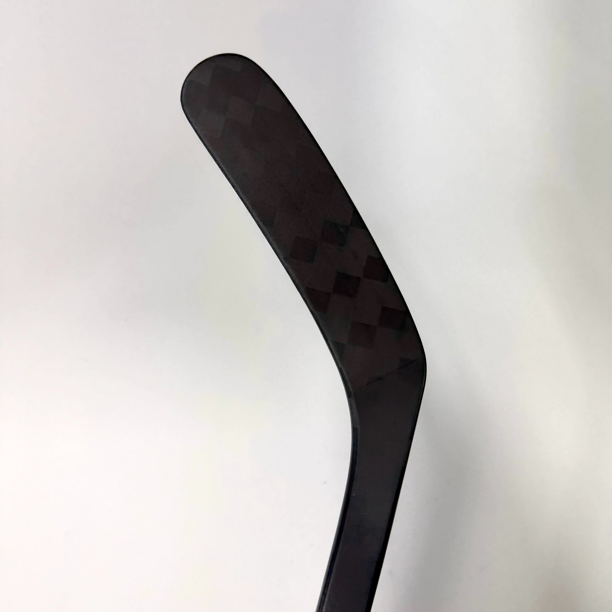 New Left CCM Ribcor Trigger 10 Pro | 80 Flex Custom P92 Curve Grip | AB966 - Top Flight Hockey